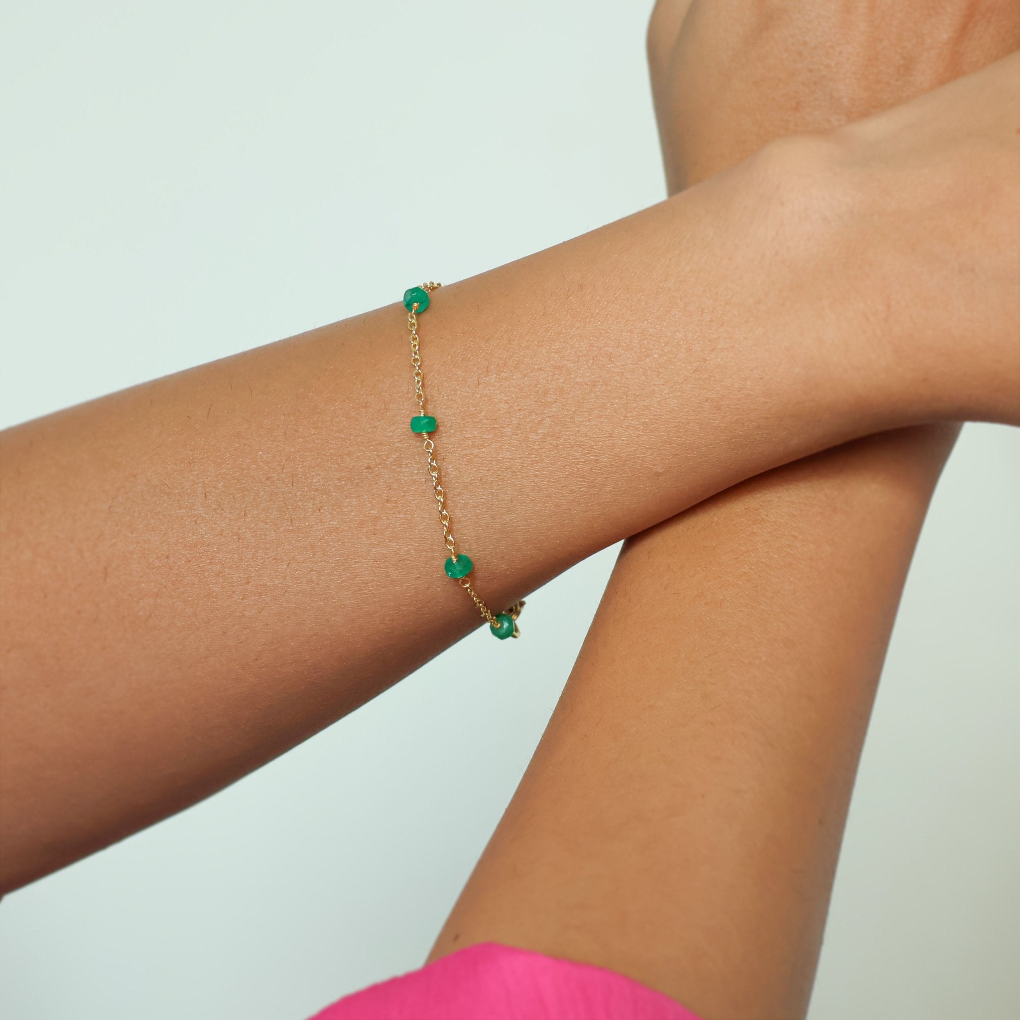 Handmade Emerald Smooth Beaded Chain Bracelet - Goodstone Jewels
