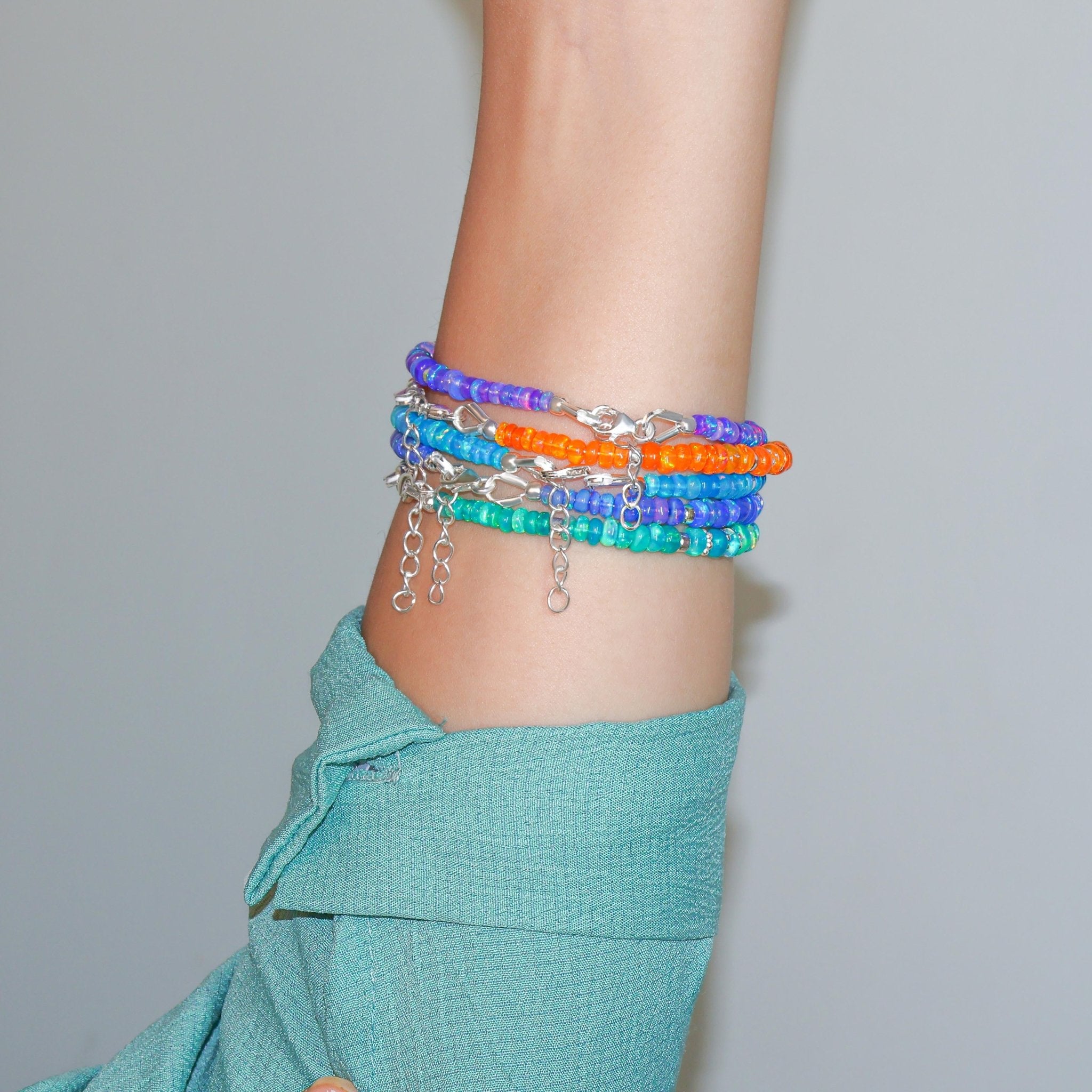 Natural Opal Beaded Bracelet With Circular Silver Chakri Beads - Goodstone Jewels