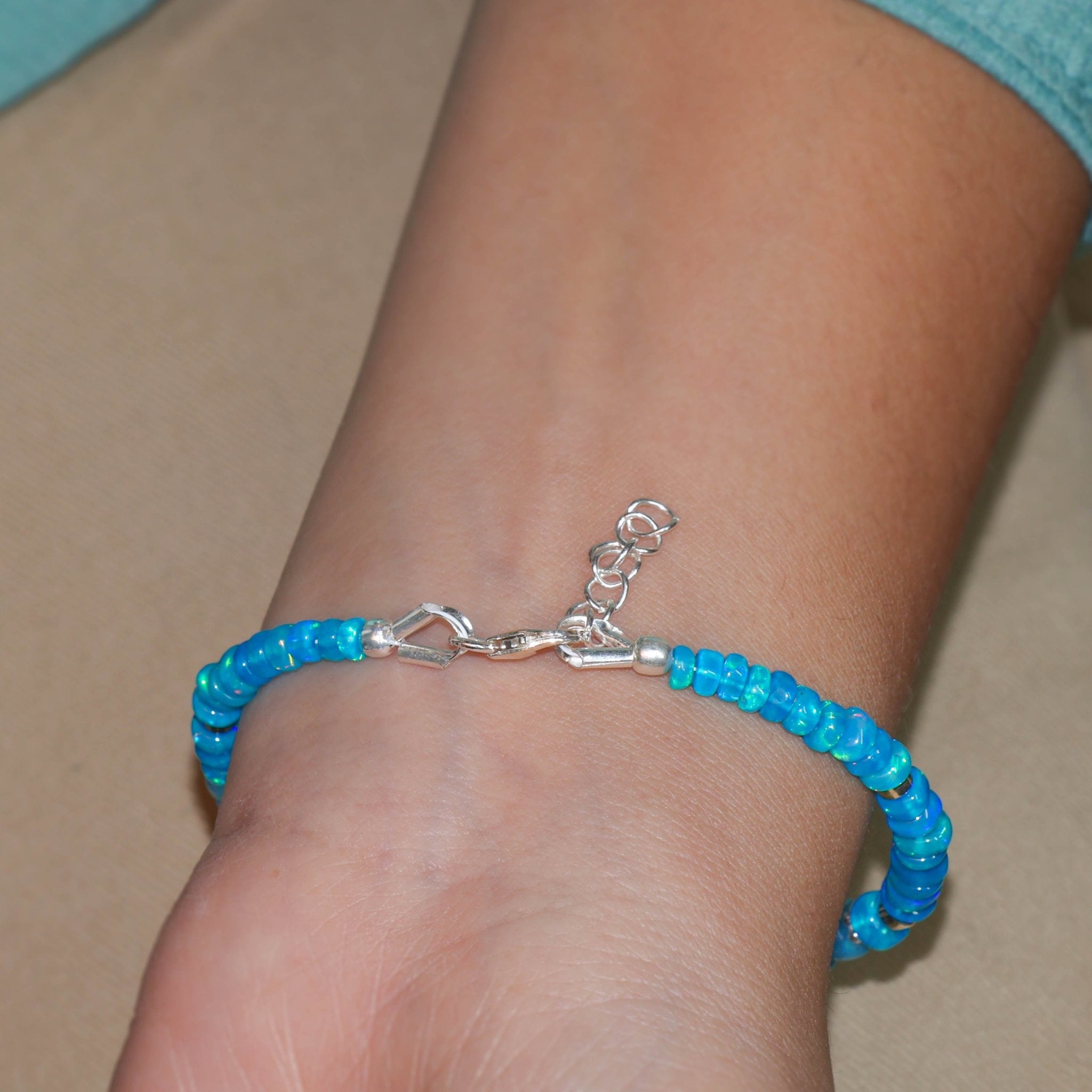 Natural Praibha Opal Beaded Bracelet With Circular Silver Chakri Beads - Goodstone Jewels