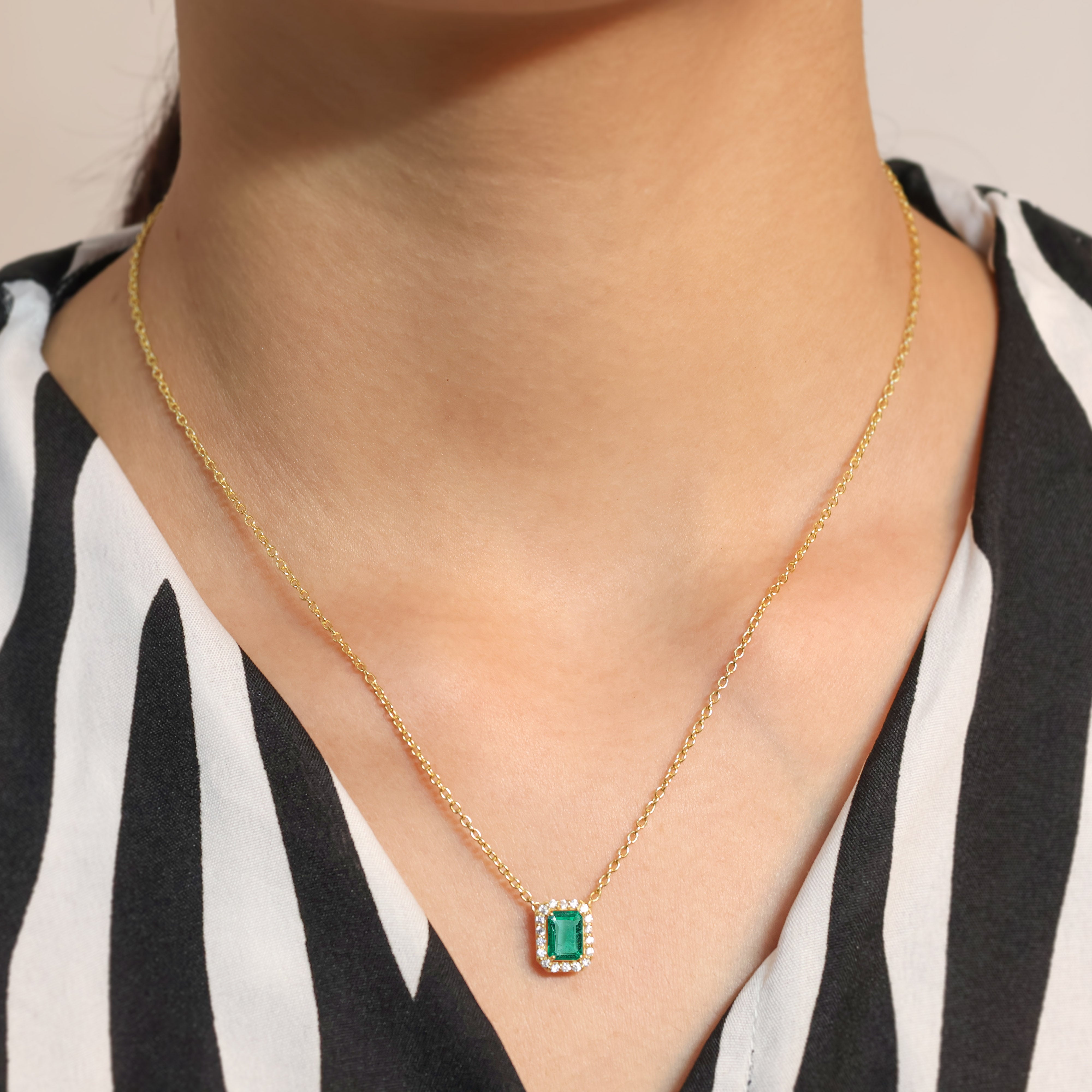 Emerald Pendant1