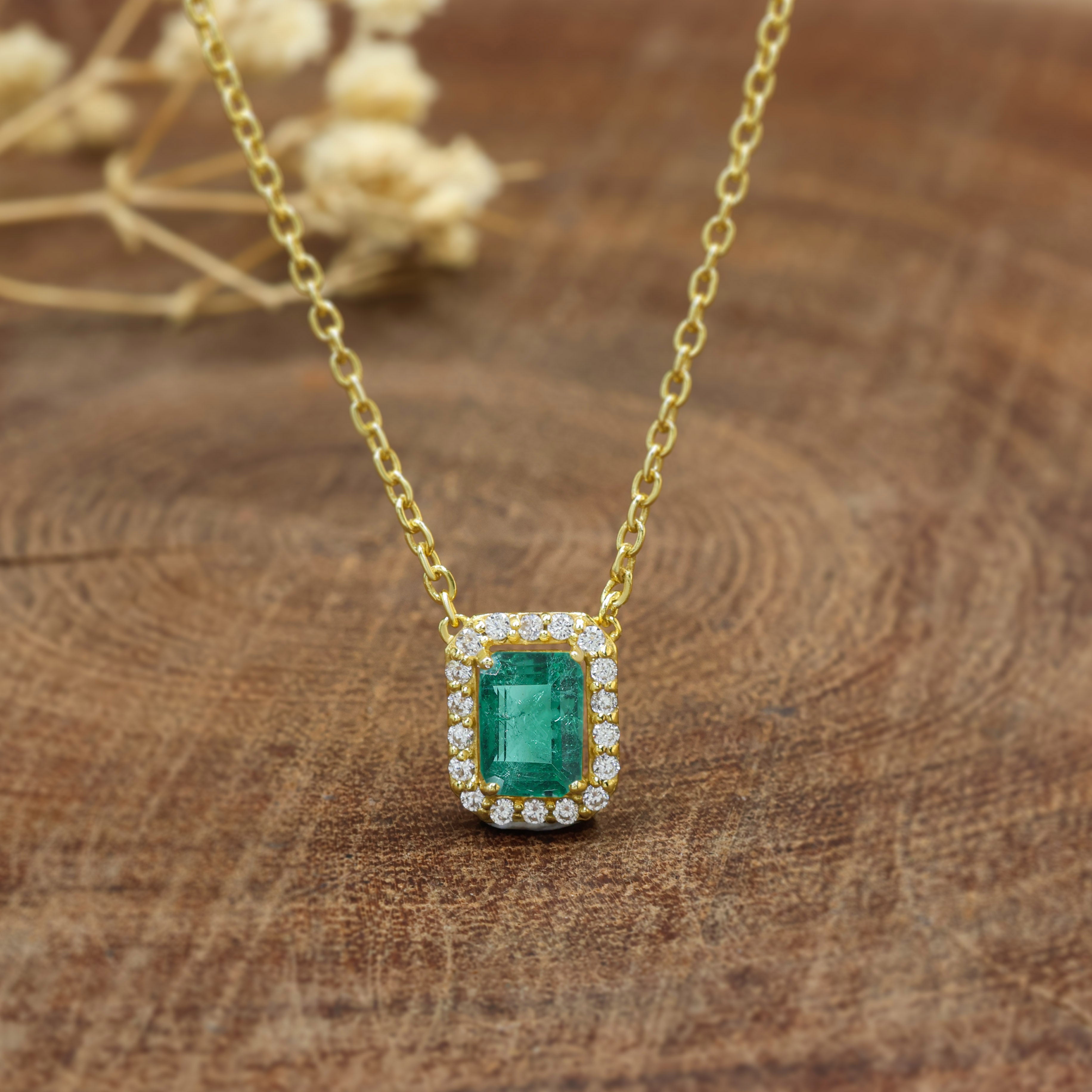 Emerald Pendant3
