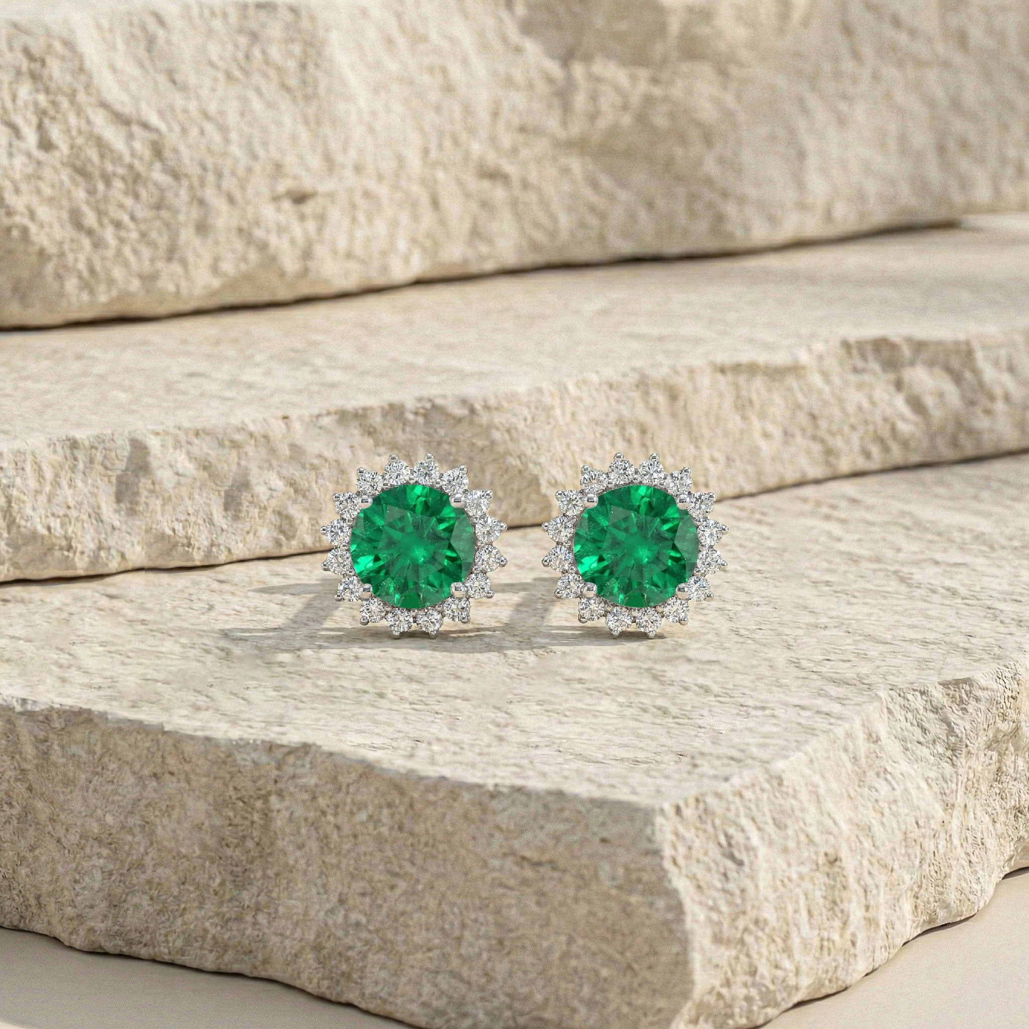 Emerald Round Halo Stud Earrings in 925 Sterling Silver 5 MM 1.3ct