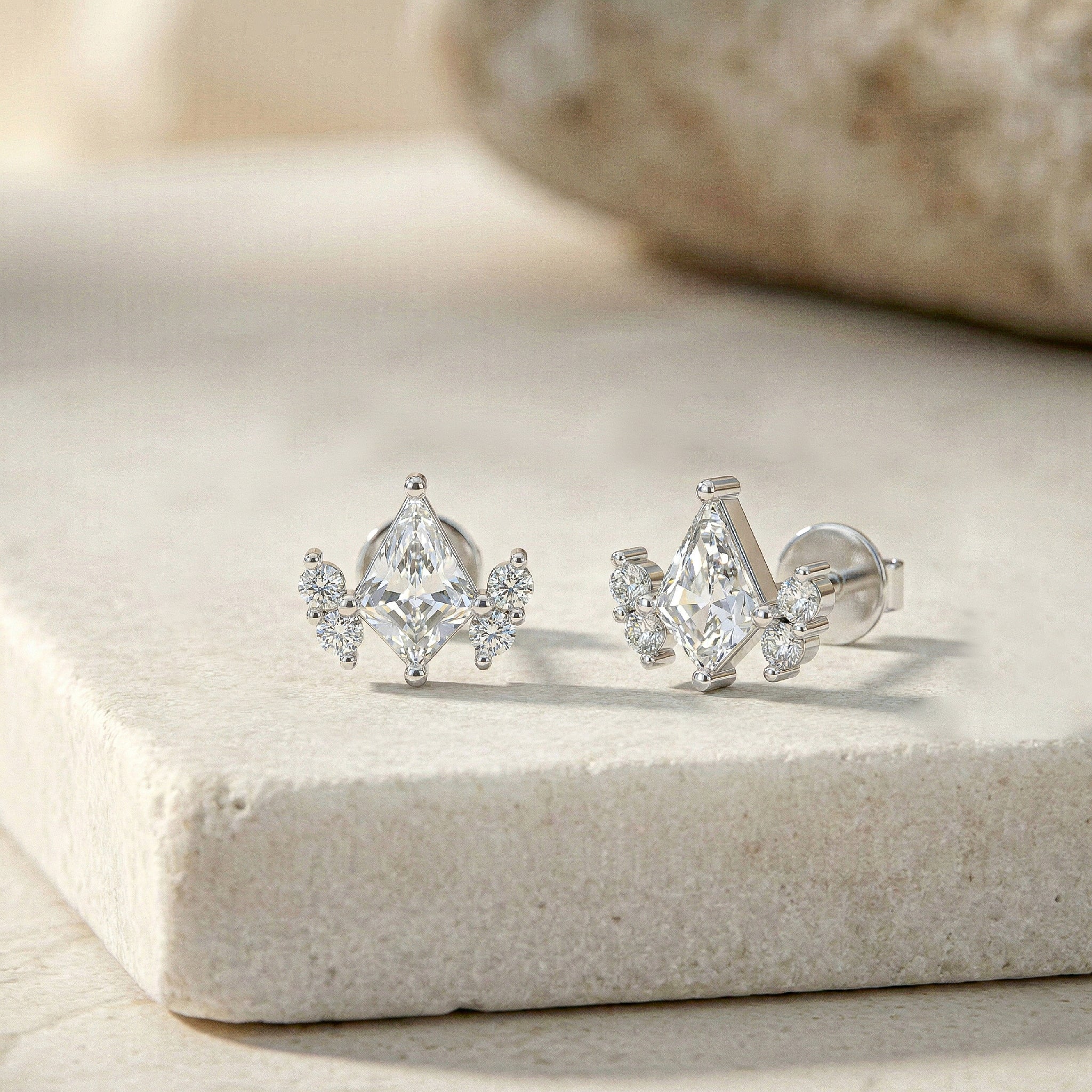 Simulated Diamond Kite Stud Earrings in 925 Sterling Silver 6x4 MM 1ct