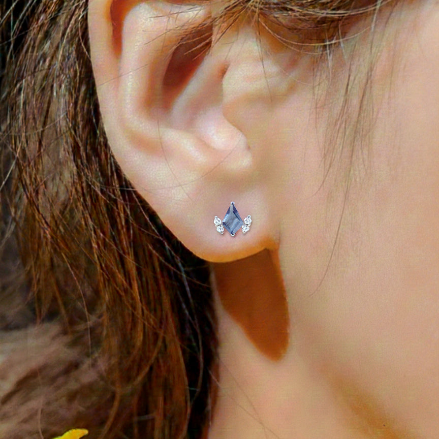 Alexandrite Kite Stud Earrings in 925 Sterling Silver 6x4 MM 1ct