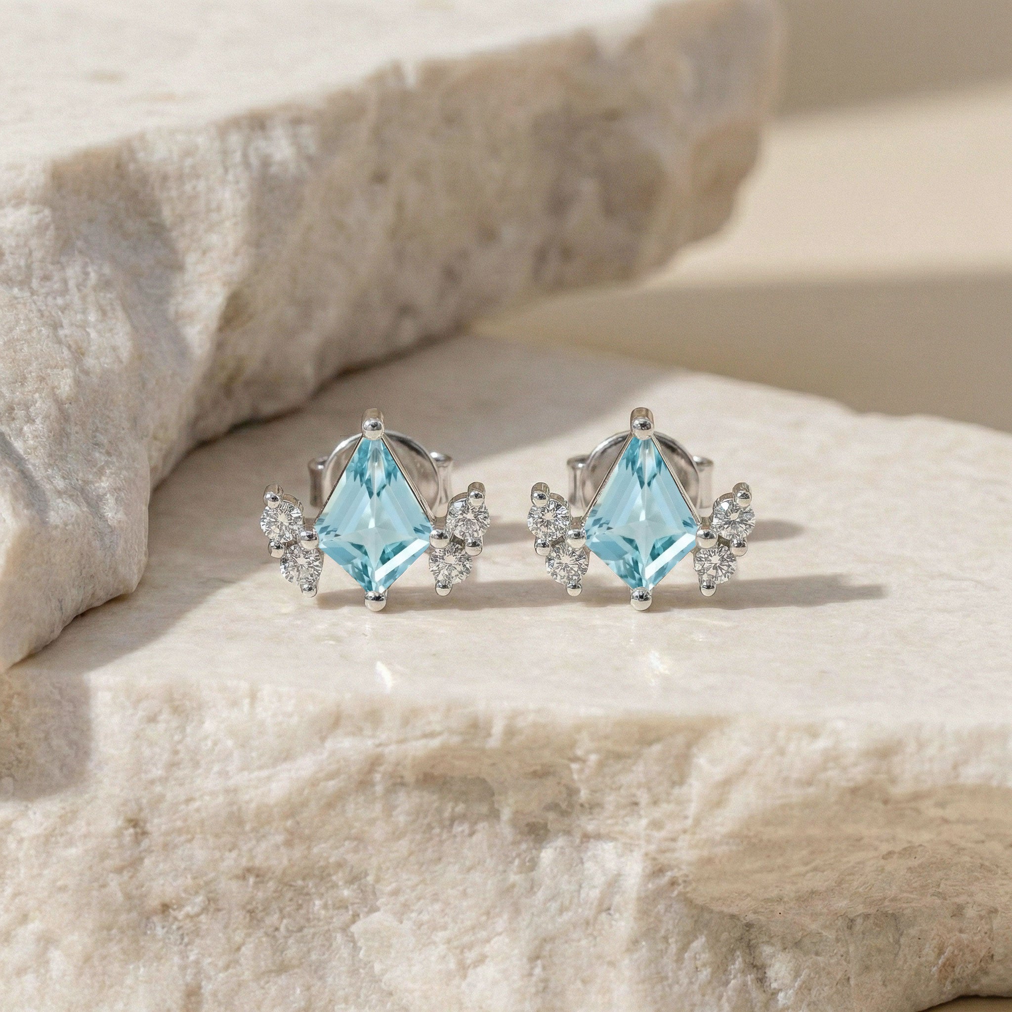 Aquamarine Kite Stud Earrings in 925 Sterling Silver 6x4 MM 1ct