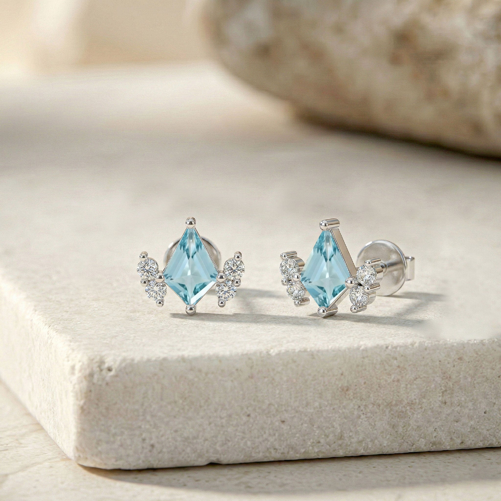 Aquamarine Kite Stud Earrings in 925 Sterling Silver 6x4 MM 1ct