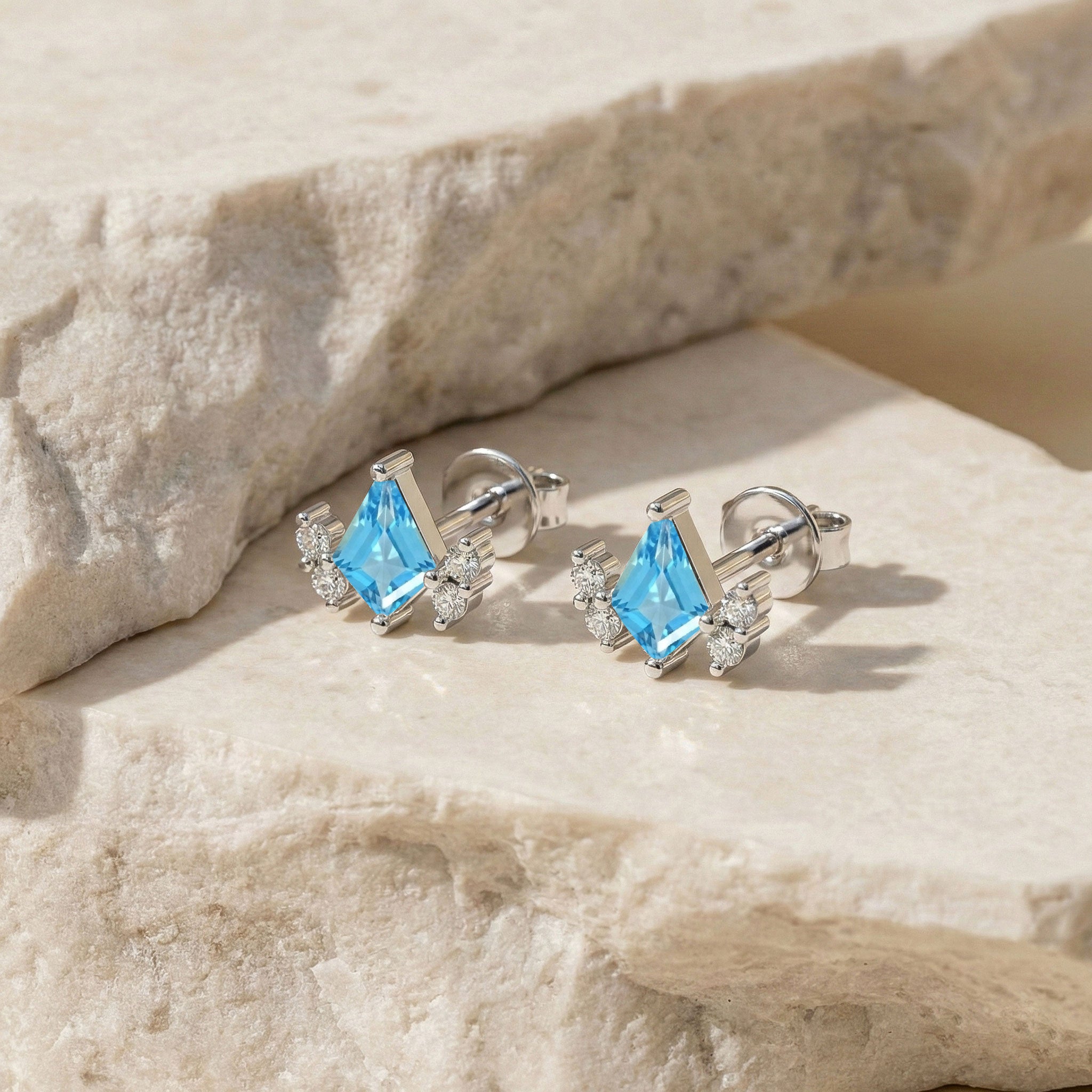 Blue Topaz Kite Stud Earrings in 925 Sterling Silver 6x4 MM 1ct