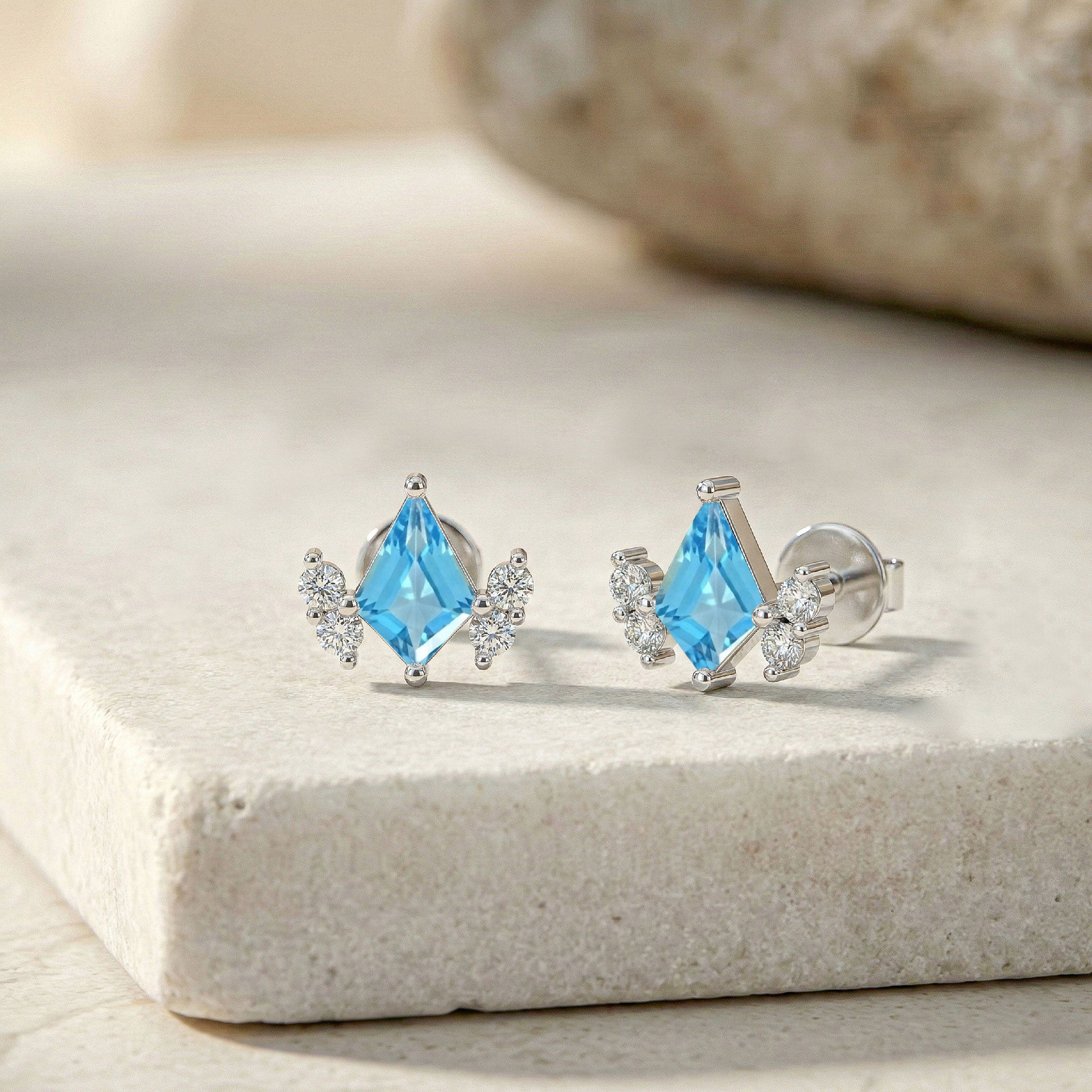 Blue Topaz Kite Stud Earrings in 925 Sterling Silver 6x4 MM 1ct