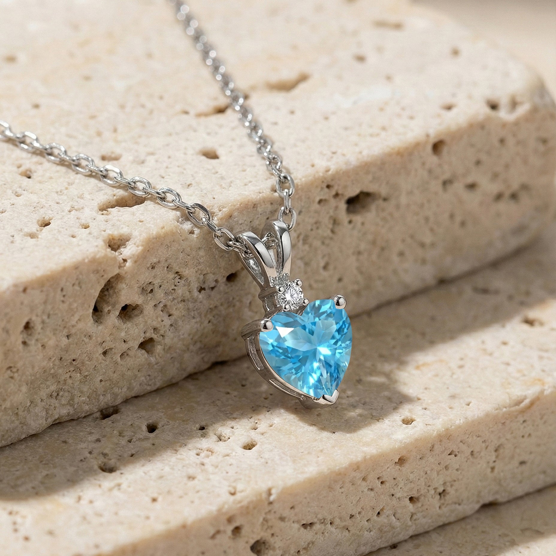 Natural Blue Topaz Heart Pendant Necklace in 925 Sterling Silver 1.5ct