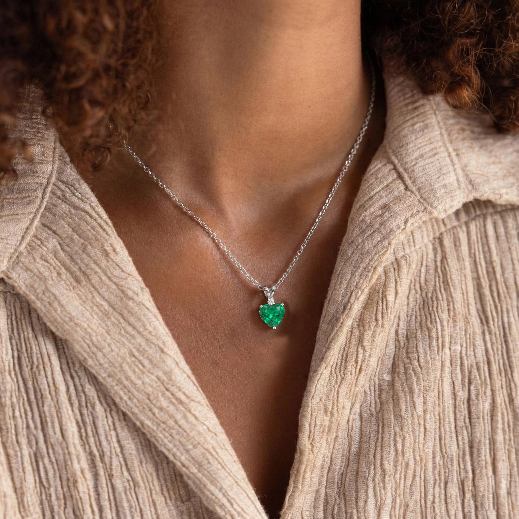 Emerald Heart Pendant Necklace in 925 Sterling Silver 1.5ct
