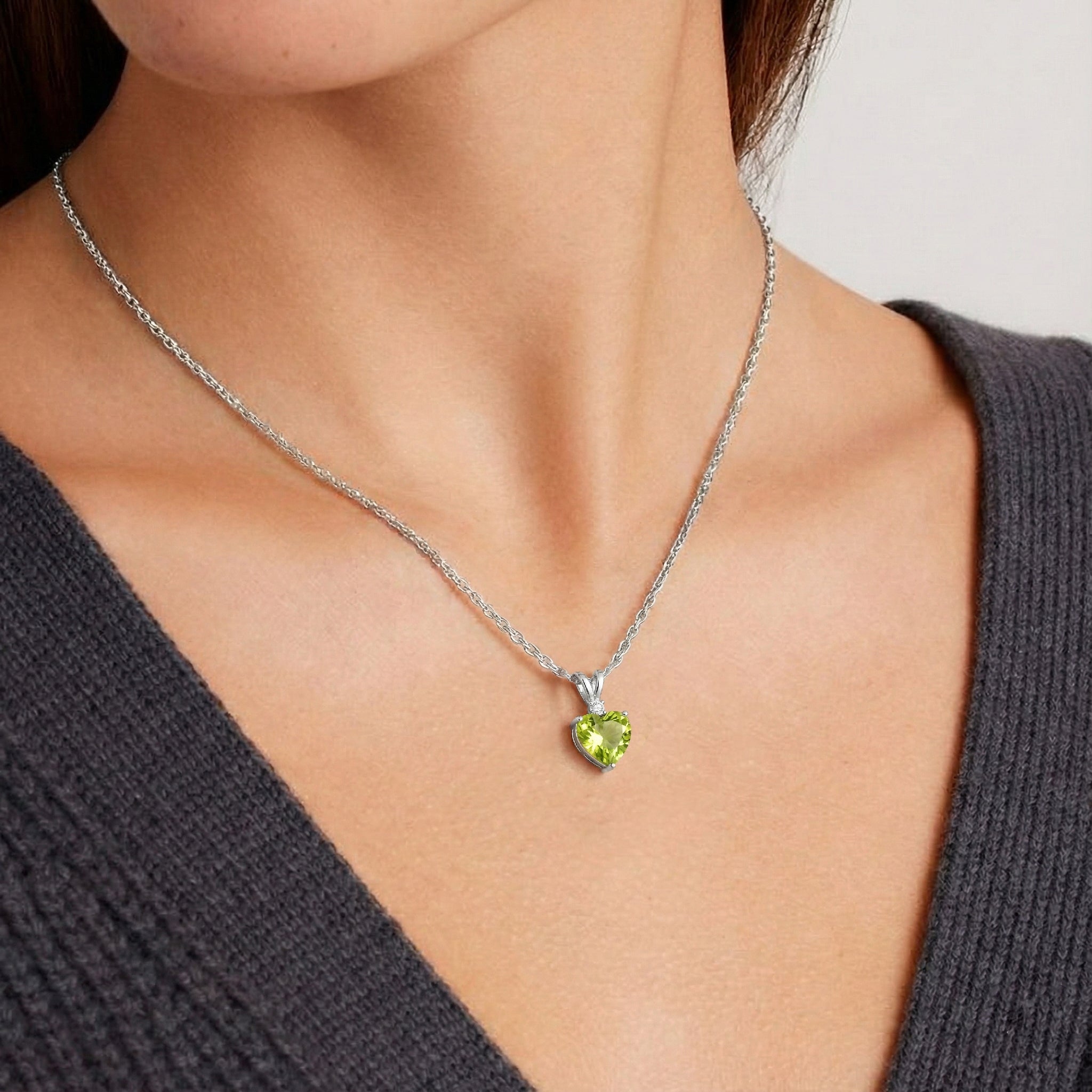 Natural Peridot Heart Pendant Necklace in 925 Sterling Silver 1.5ct