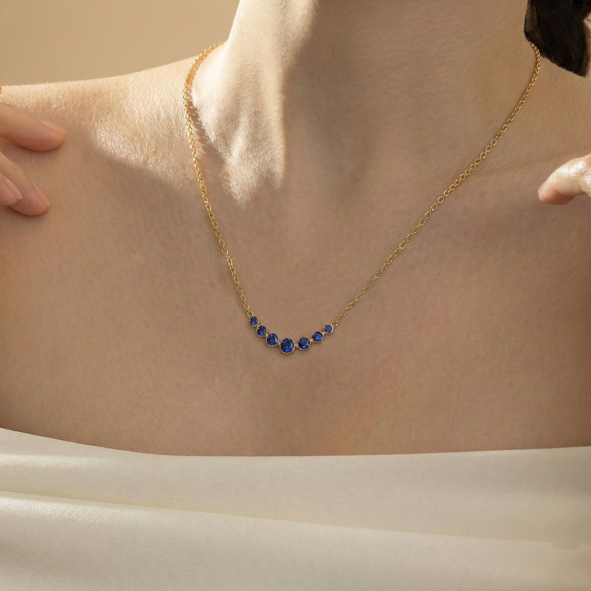 Blue Sapphire Curved Bar Pendant Necklace in Yellow Gold Plated 2.55ct