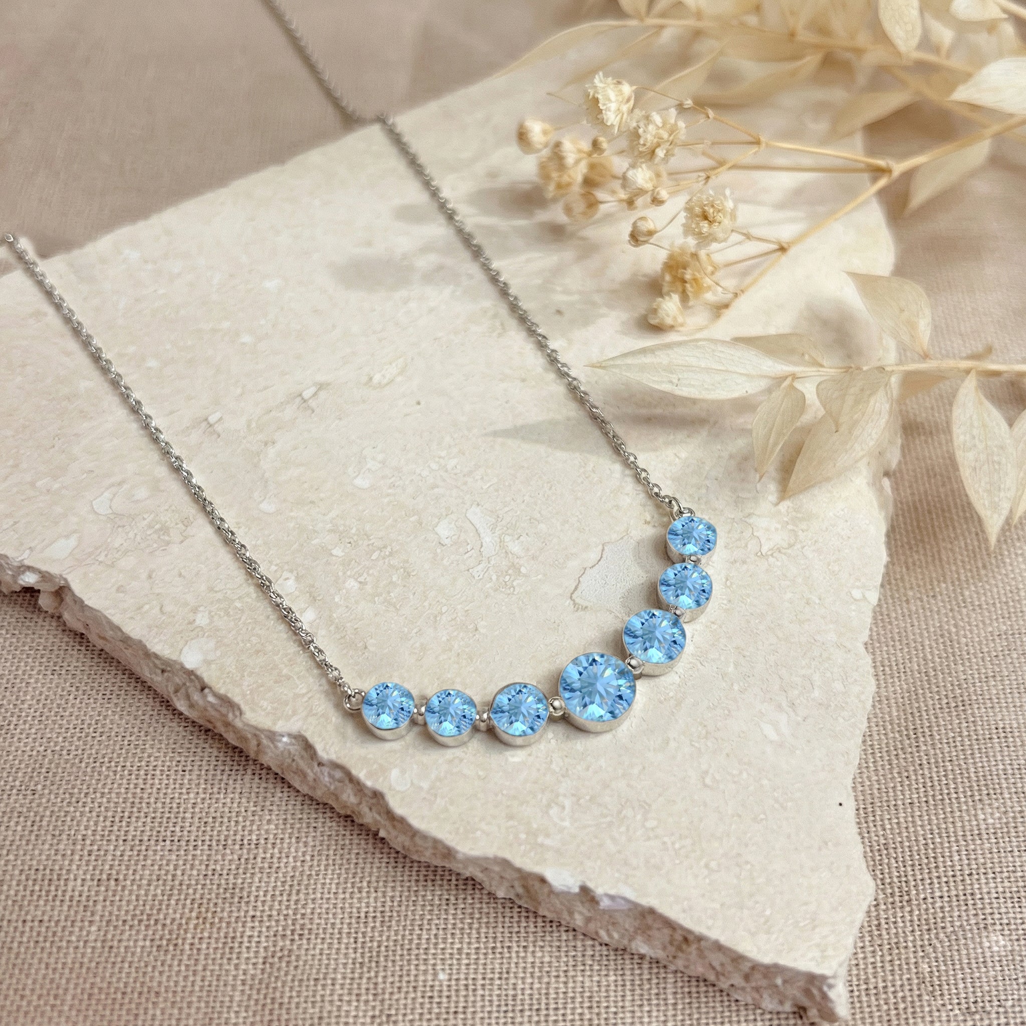 Blue Topaz Curved Bar Necklace in 925 Sterling Silver 2.55ct