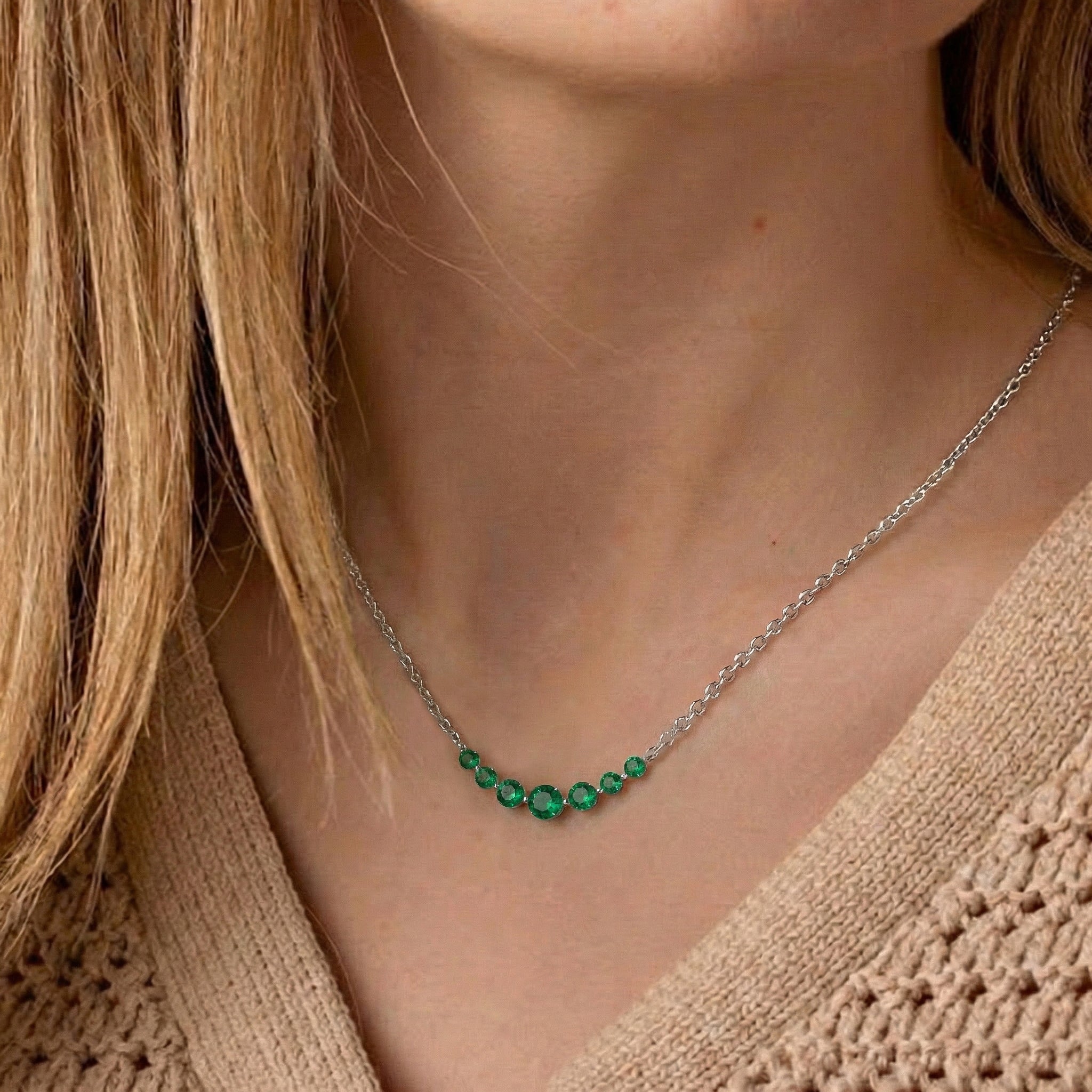 Emerald Curved Bar Necklace in 925 Sterling Silver 2.55ct