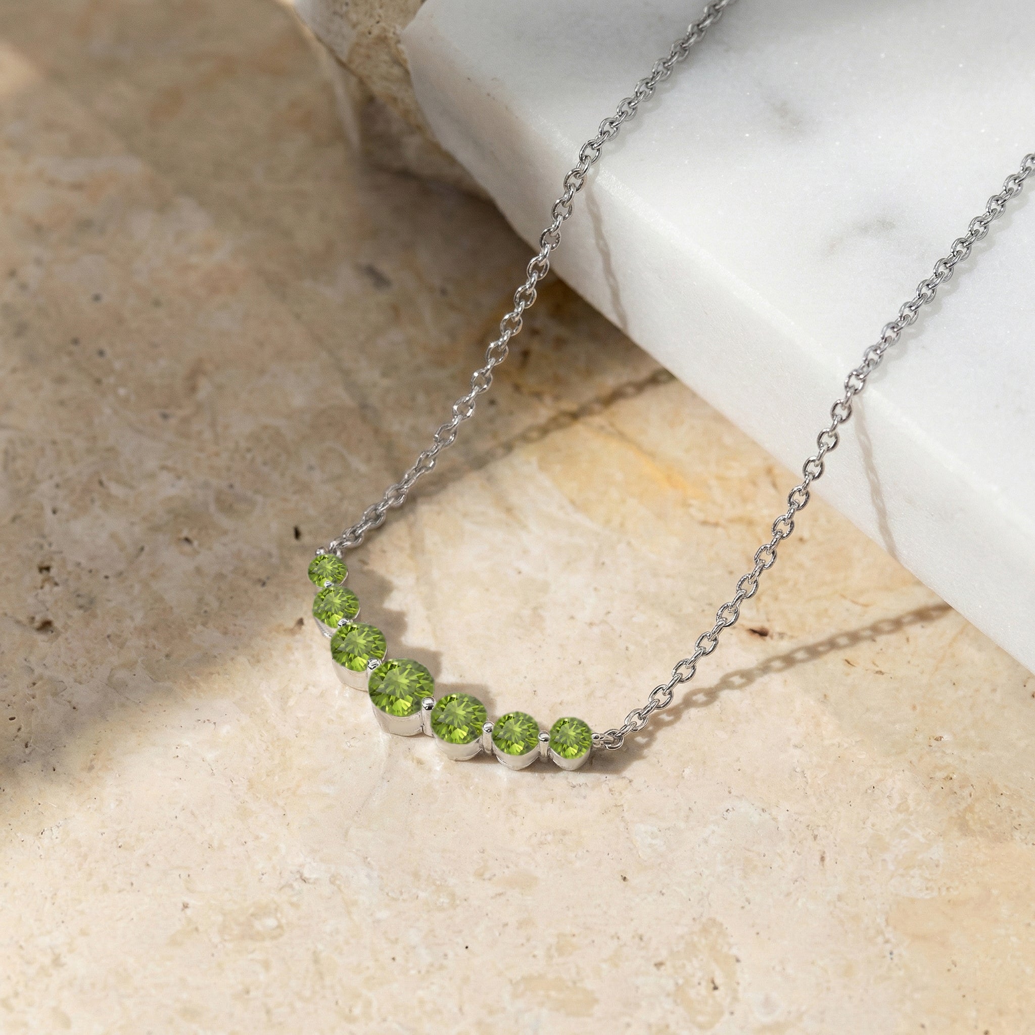 Peridot Curved Bar Necklace in 925 Sterling Silver 2.55ct