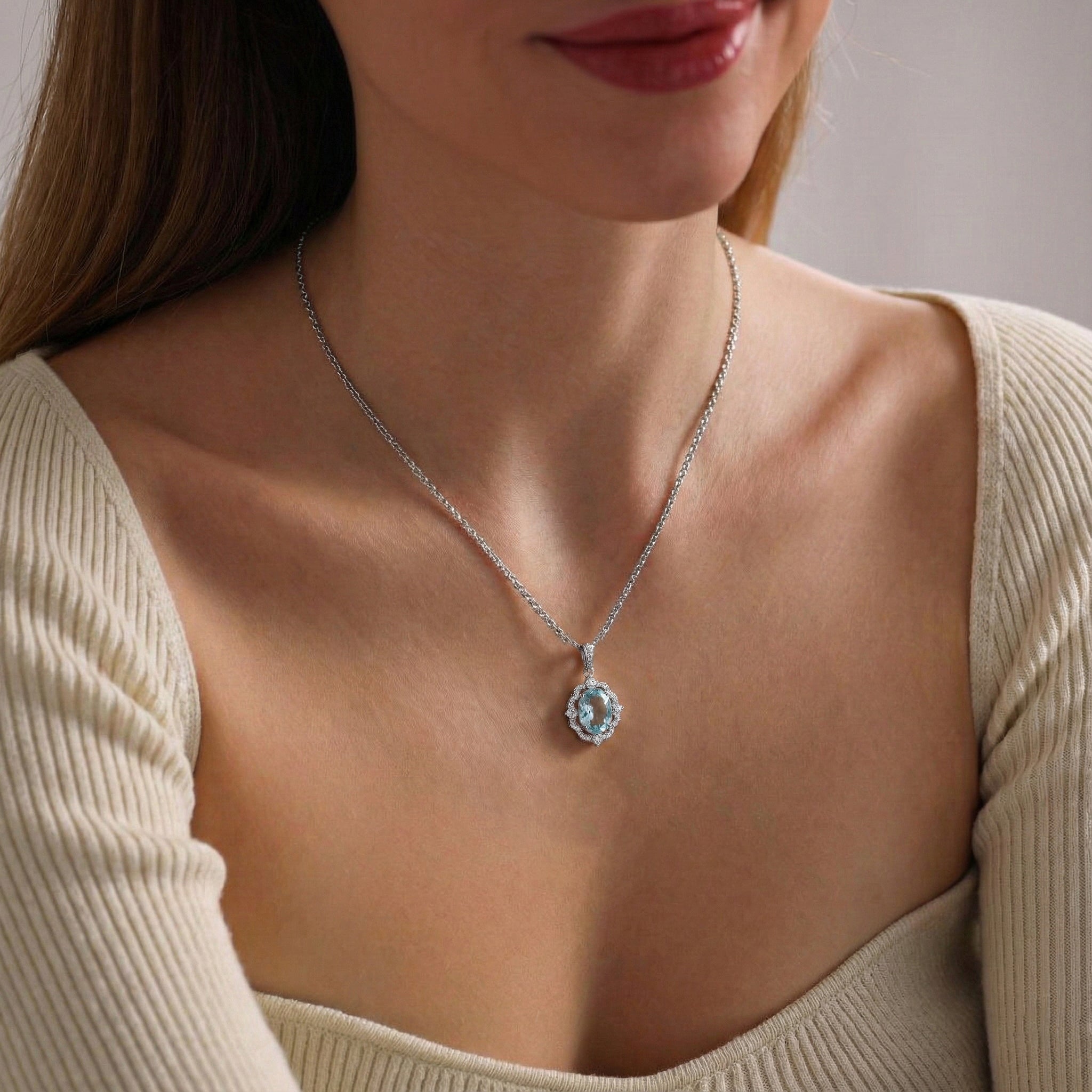 Aquamarine Oval Halo Pendant Necklace in 925 Sterling Silver 1.2ct