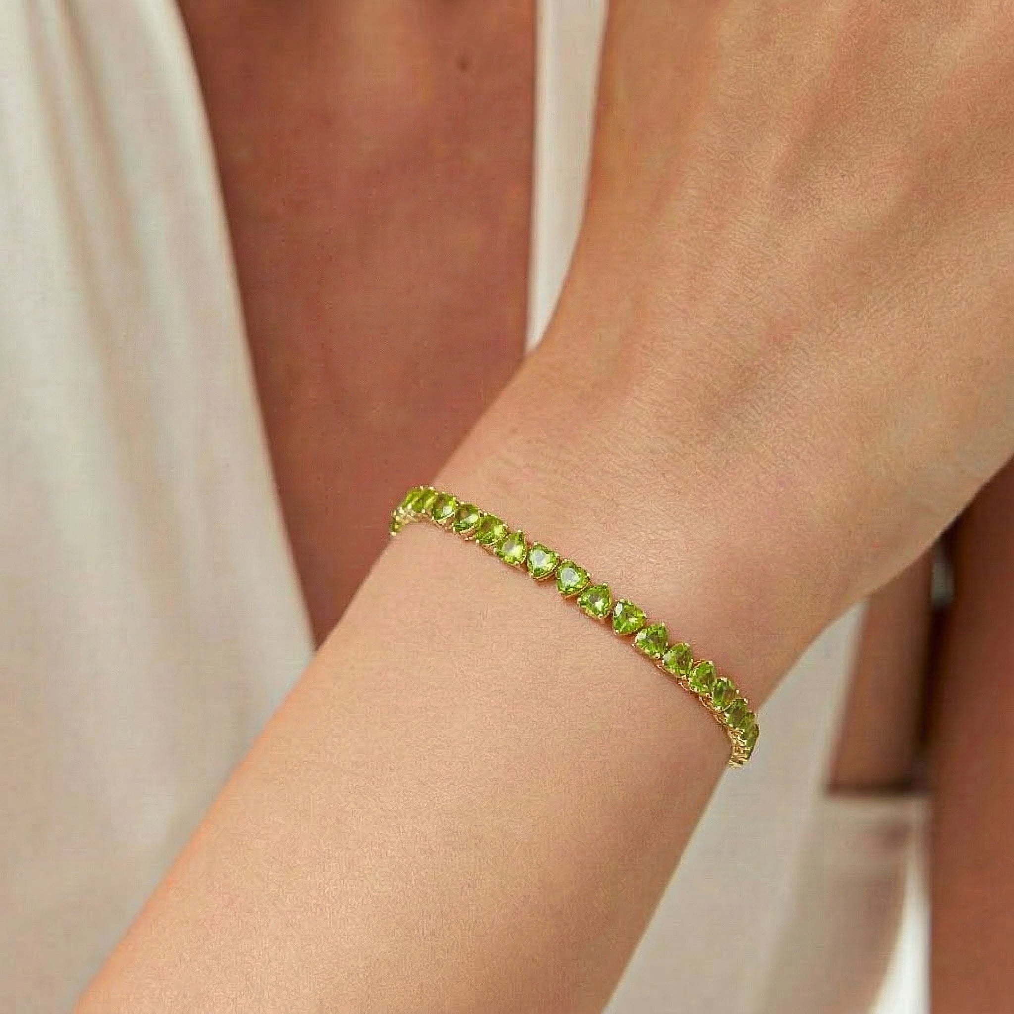 Peridot Heart Tennis Bracelet in 925 Sterling Silver 20.80 CT