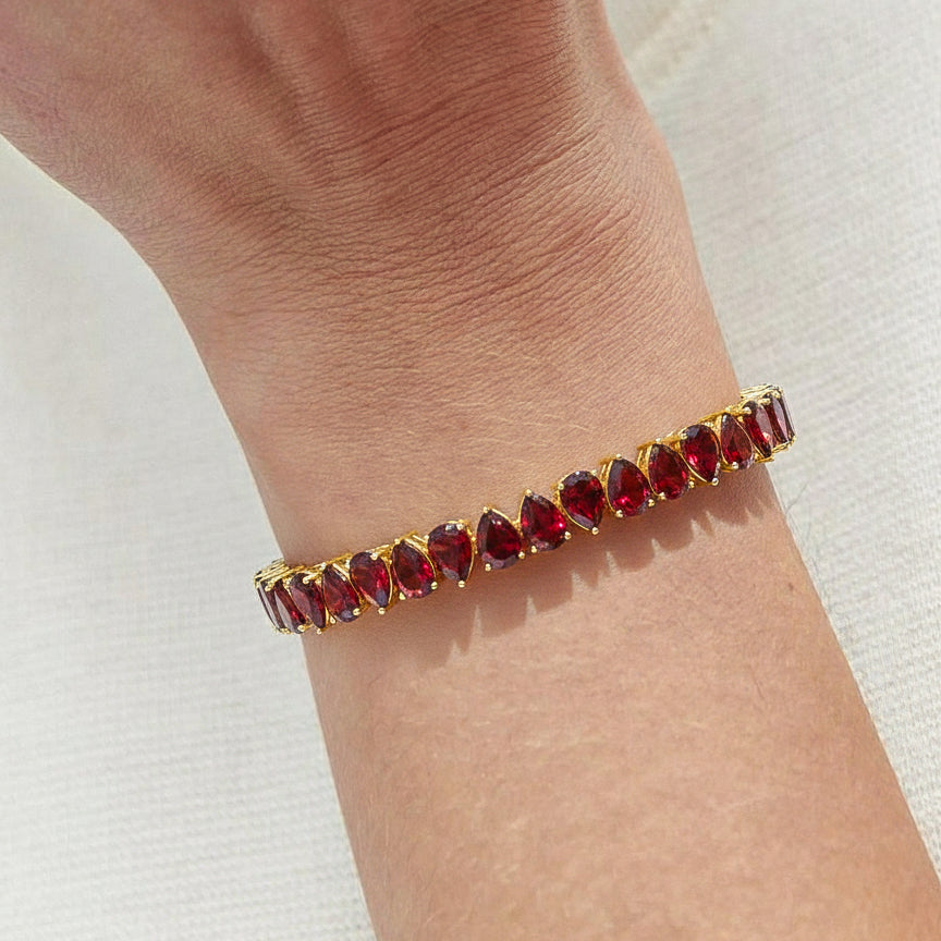 Garnet Pear Tennis Bracelet in 925 Sterling Silver 22 CT