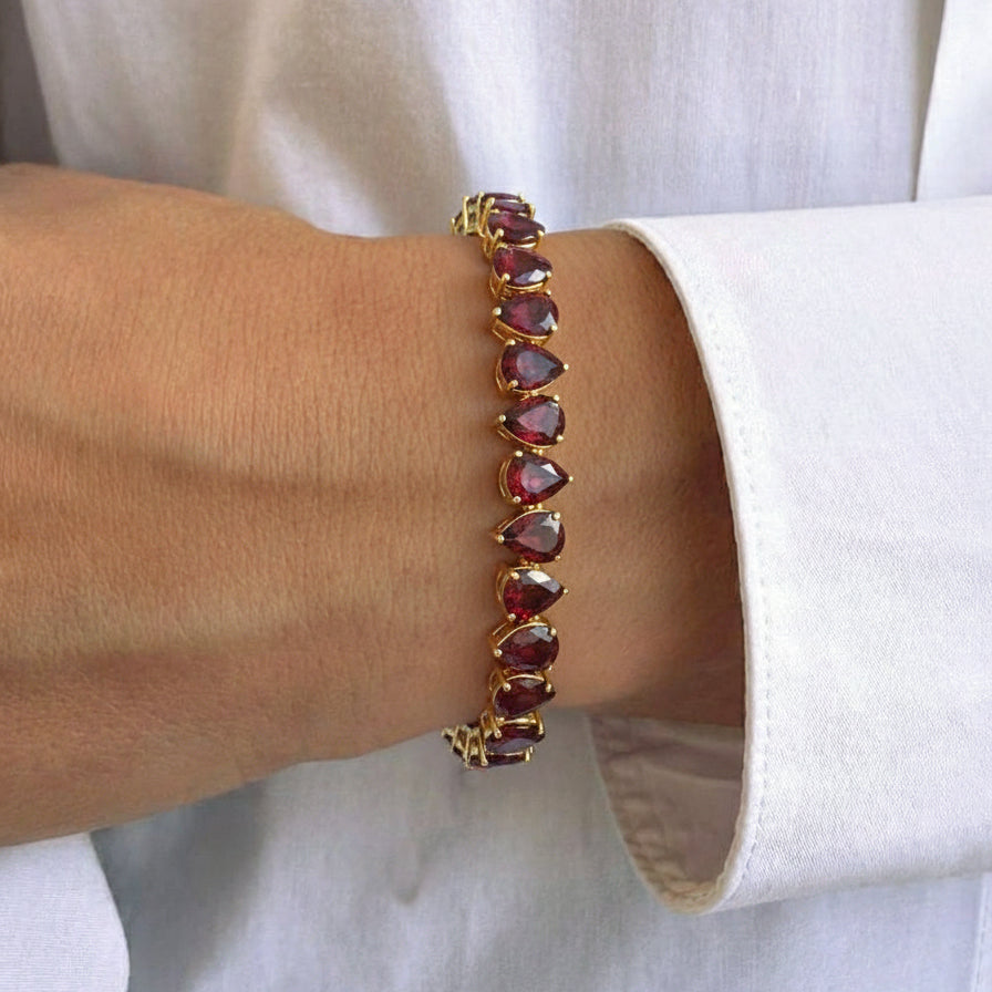 Garnet Pear Tennis Bracelet in 925 Sterling Silver 22 CT
