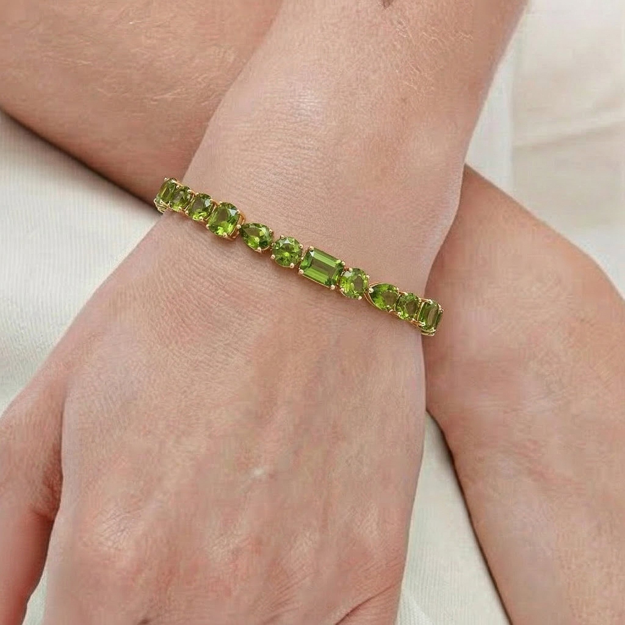 Peridot Multi Shape Tennis Bracelet in 925 Sterling Silver 15.65 CT
