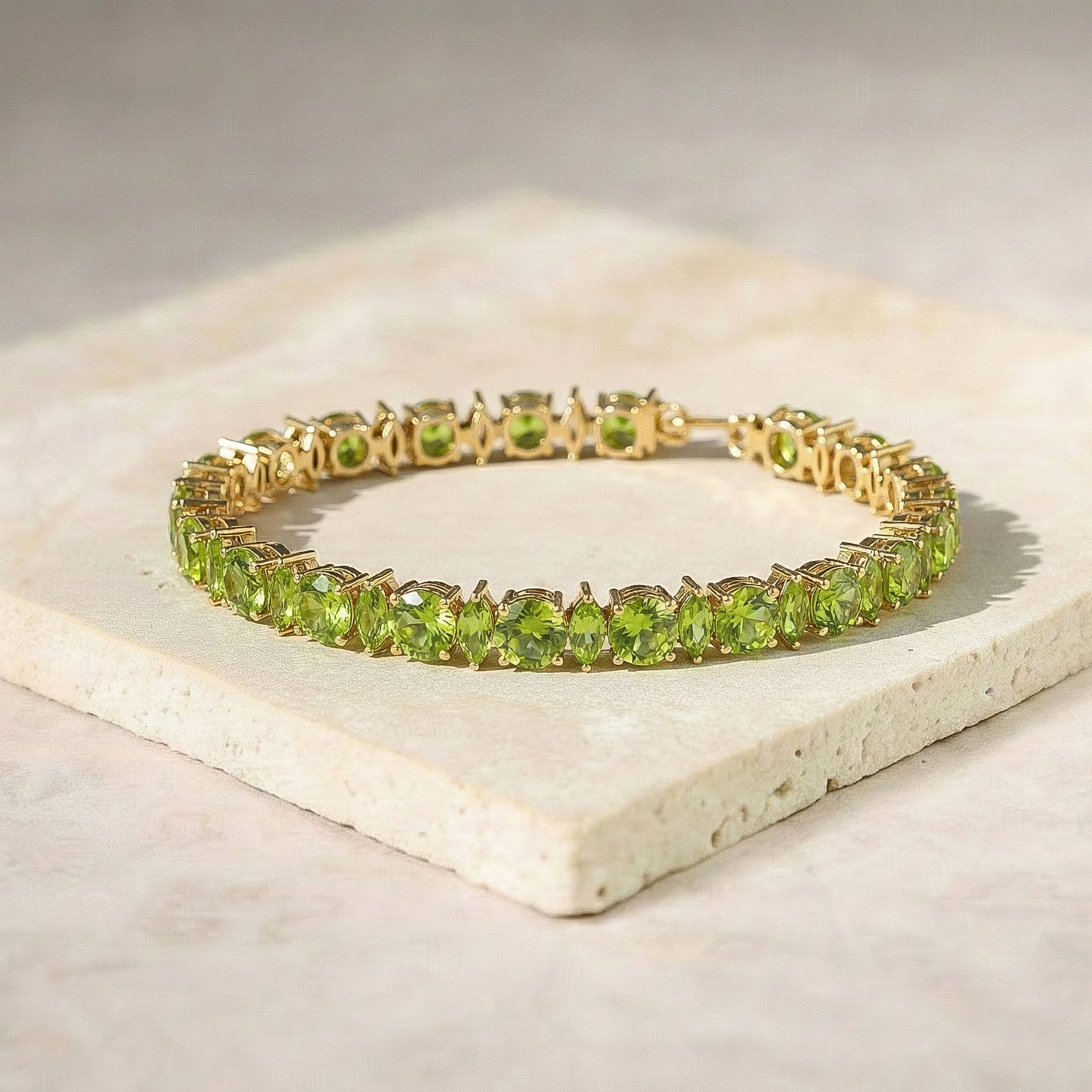 Peridot Round & Marquise Bracelet 5 MM & 5x2.5 MM 22.11 Ct Fresh Green Look