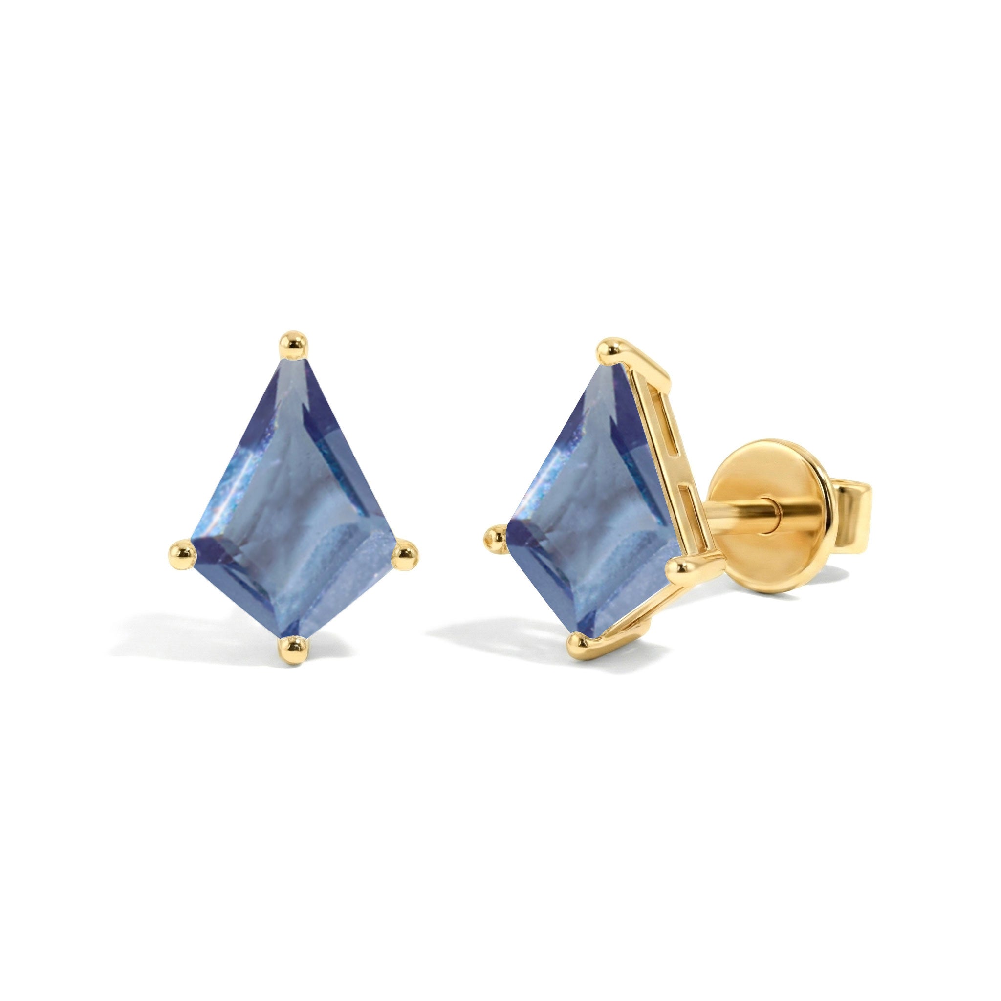 Alexandrite Kite Stud Earrings in 925 Sterling Silver 7x5 MM 1.50ct