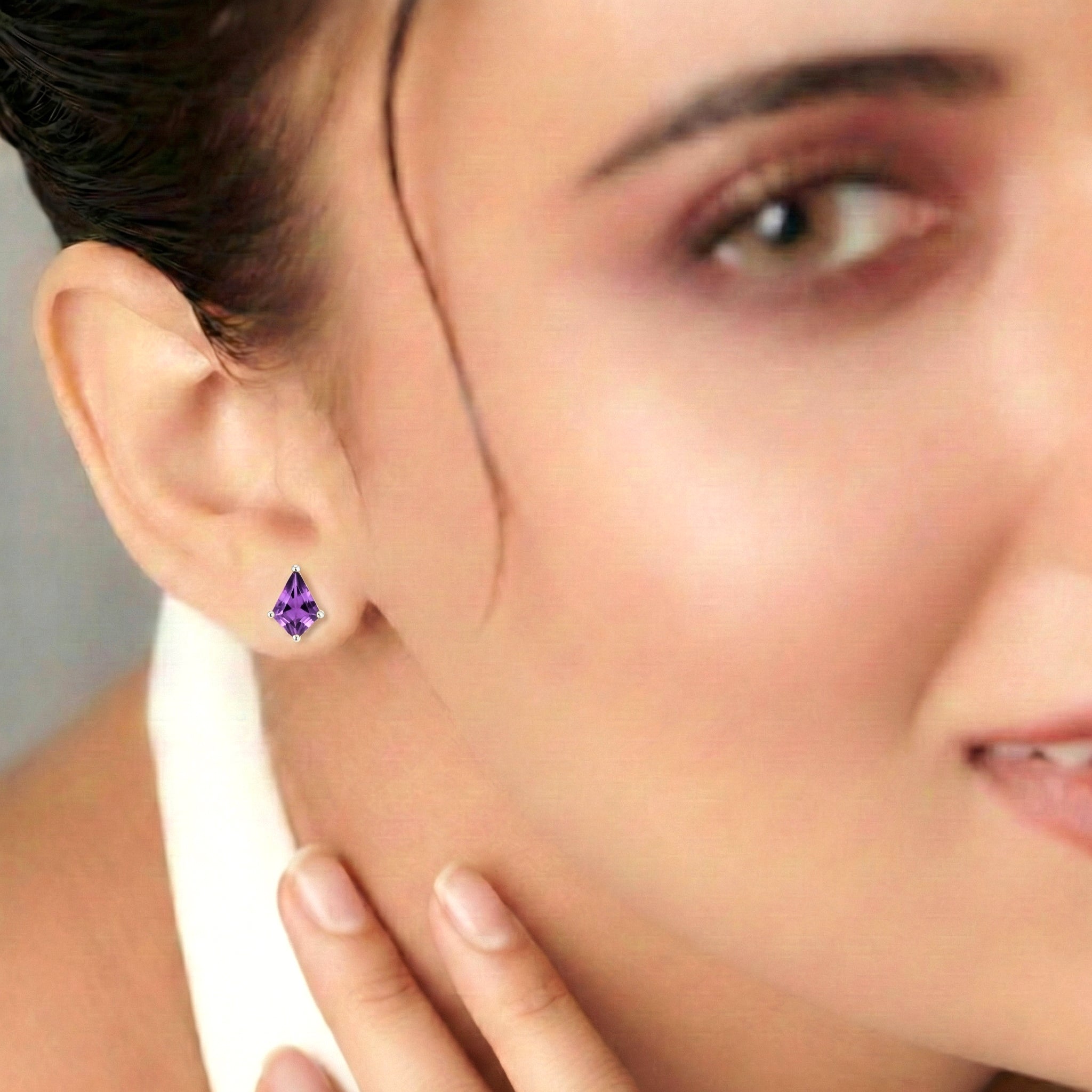 Amethyst Kite Stud Earrings in 925 Sterling Silver 7x5 MM 1.50ct