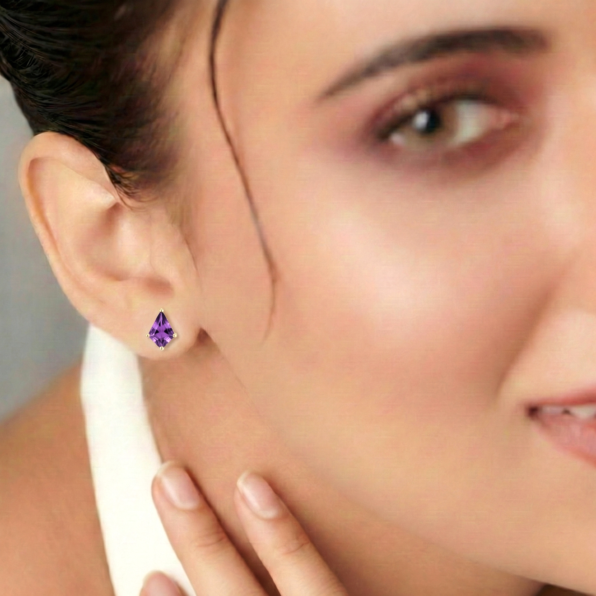 Amethyst Kite Stud Earrings in 925 Sterling Silver 7x5 MM 1.50ct