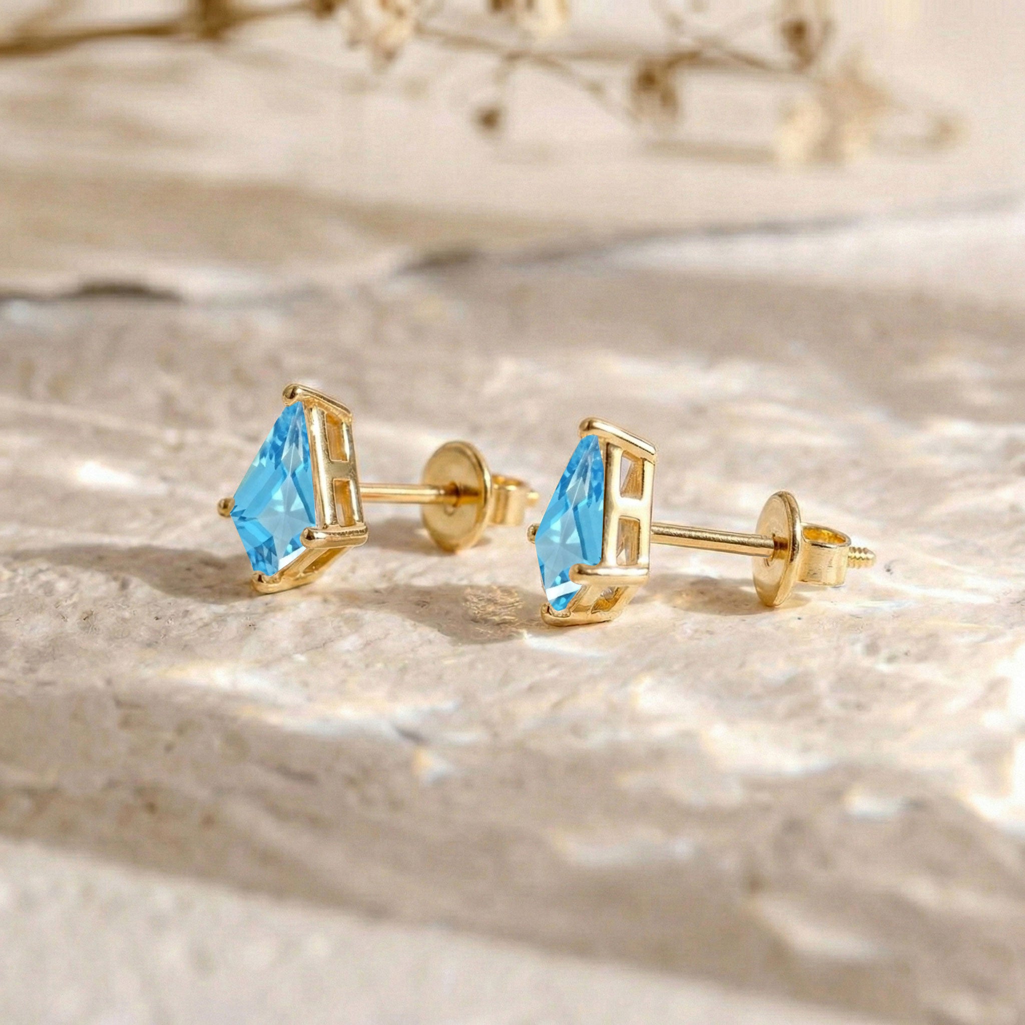 Blue Topaz Kite Stud Earrings in 925 Sterling Silver 7x5 MM 1.50ct