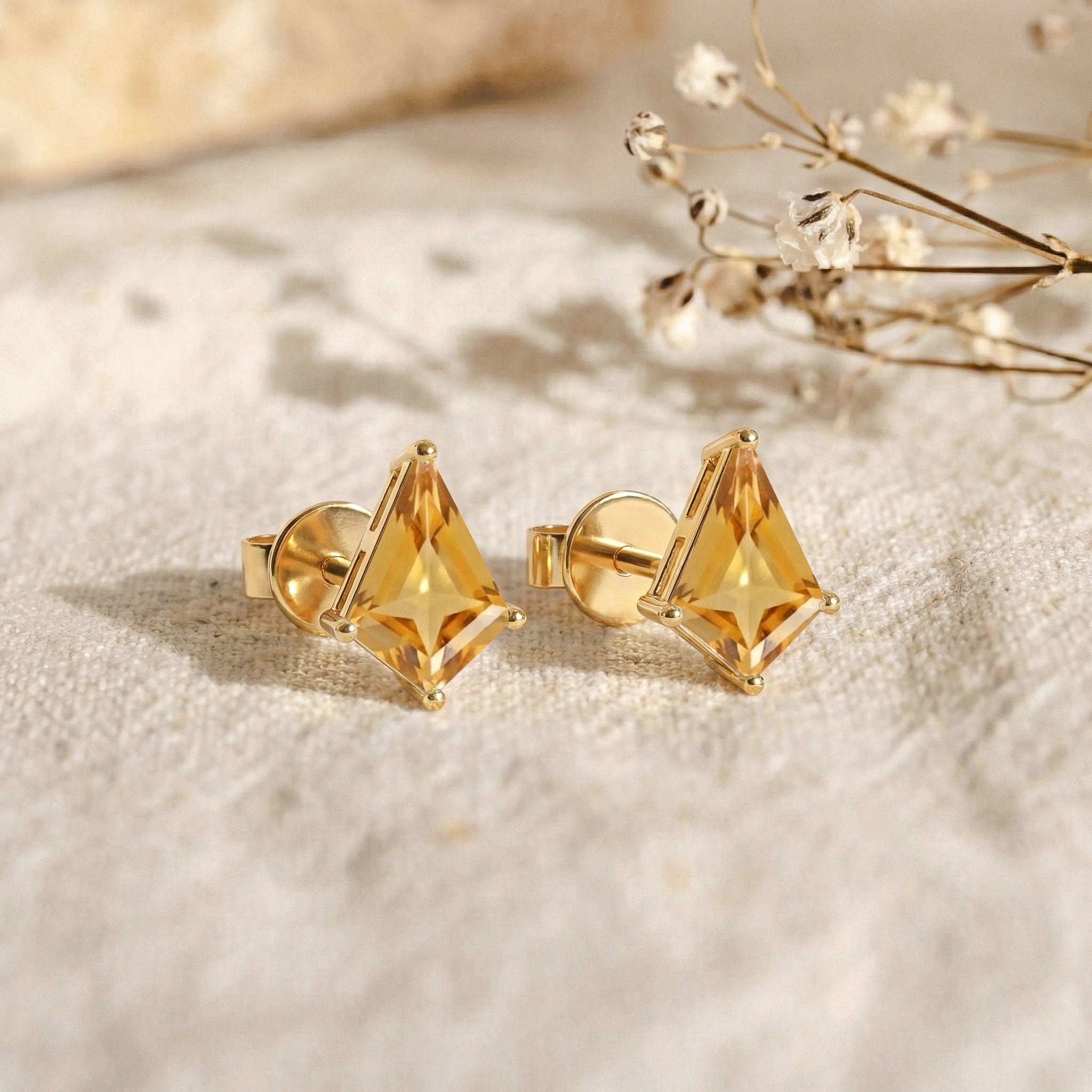 Citrine Kite Stud Earrings in 925 Sterling Silver 7x5 MM 1.50ct