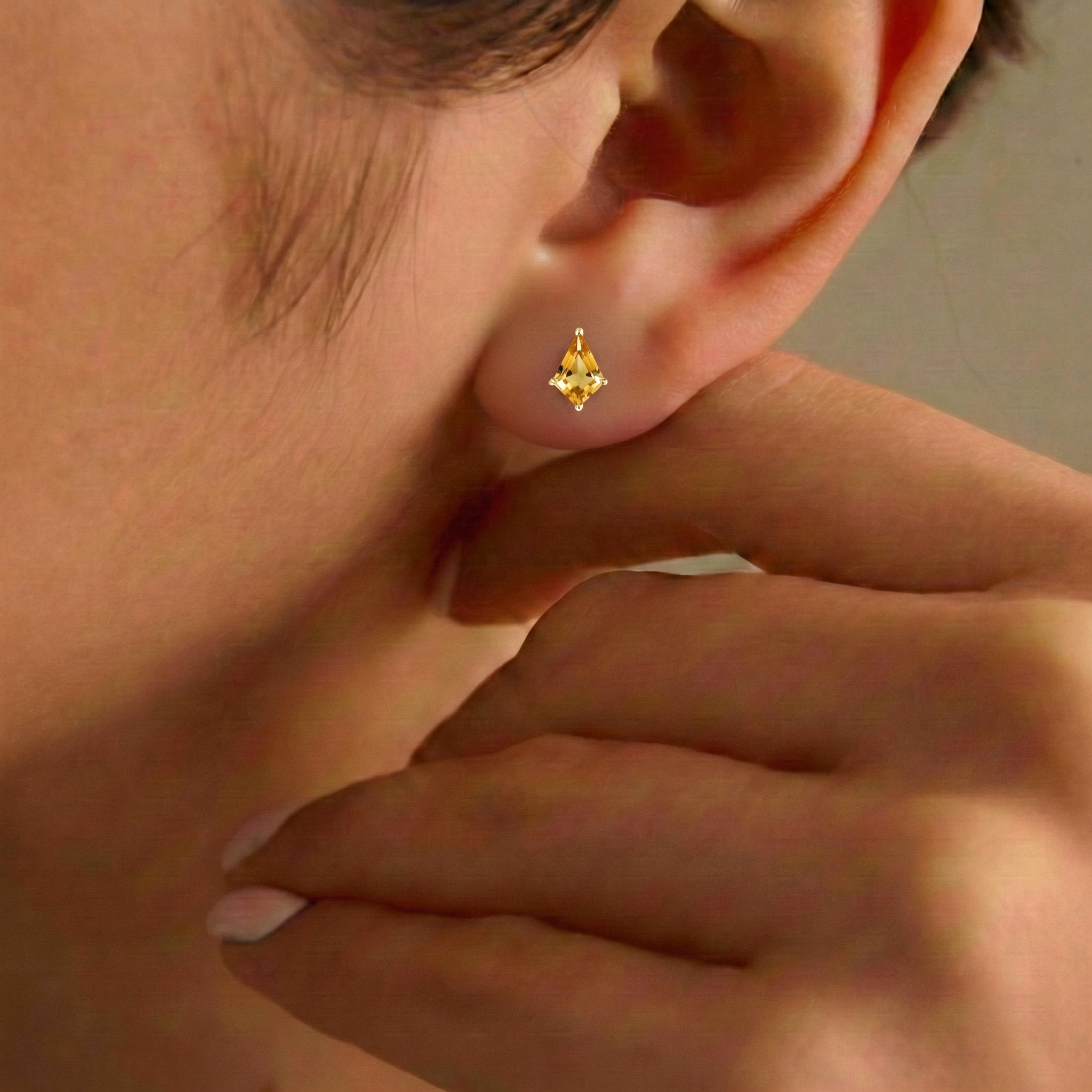 Citrine Kite Stud Earrings in Yellow Gold Plated 7x5 MM 1.50ct