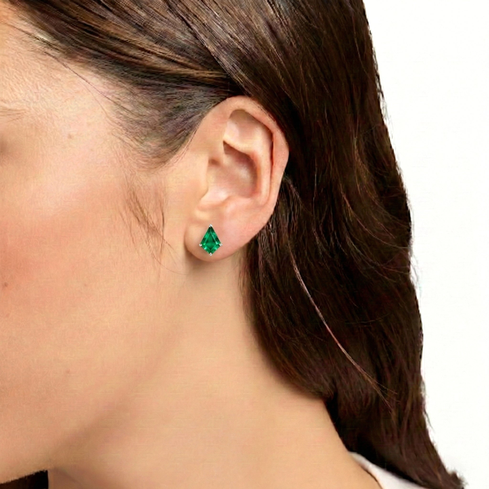 Emerald Kite Stud Earrings in 925 Sterling Silver 7x5 MM 1.50ct