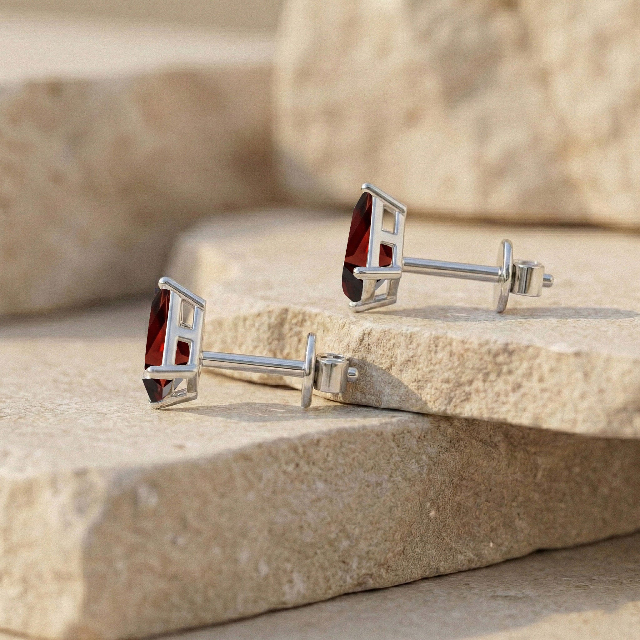 Garnet Kite Stud Earrings in 925 Sterling Silver 7x5 MM 1.50ct