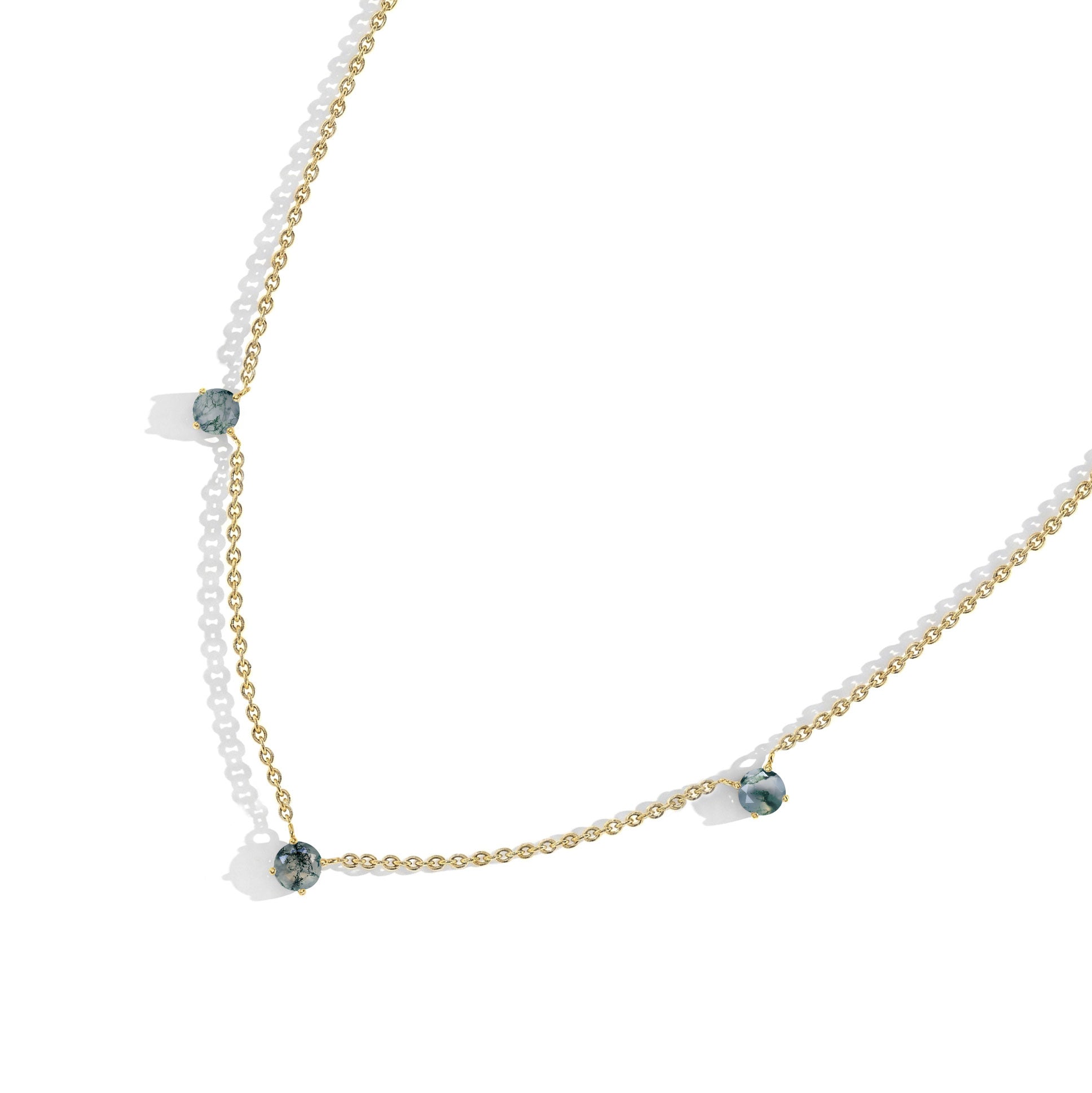 Delicate Moss Agate chain necklace featuring premium gemstone craftsmanship.
