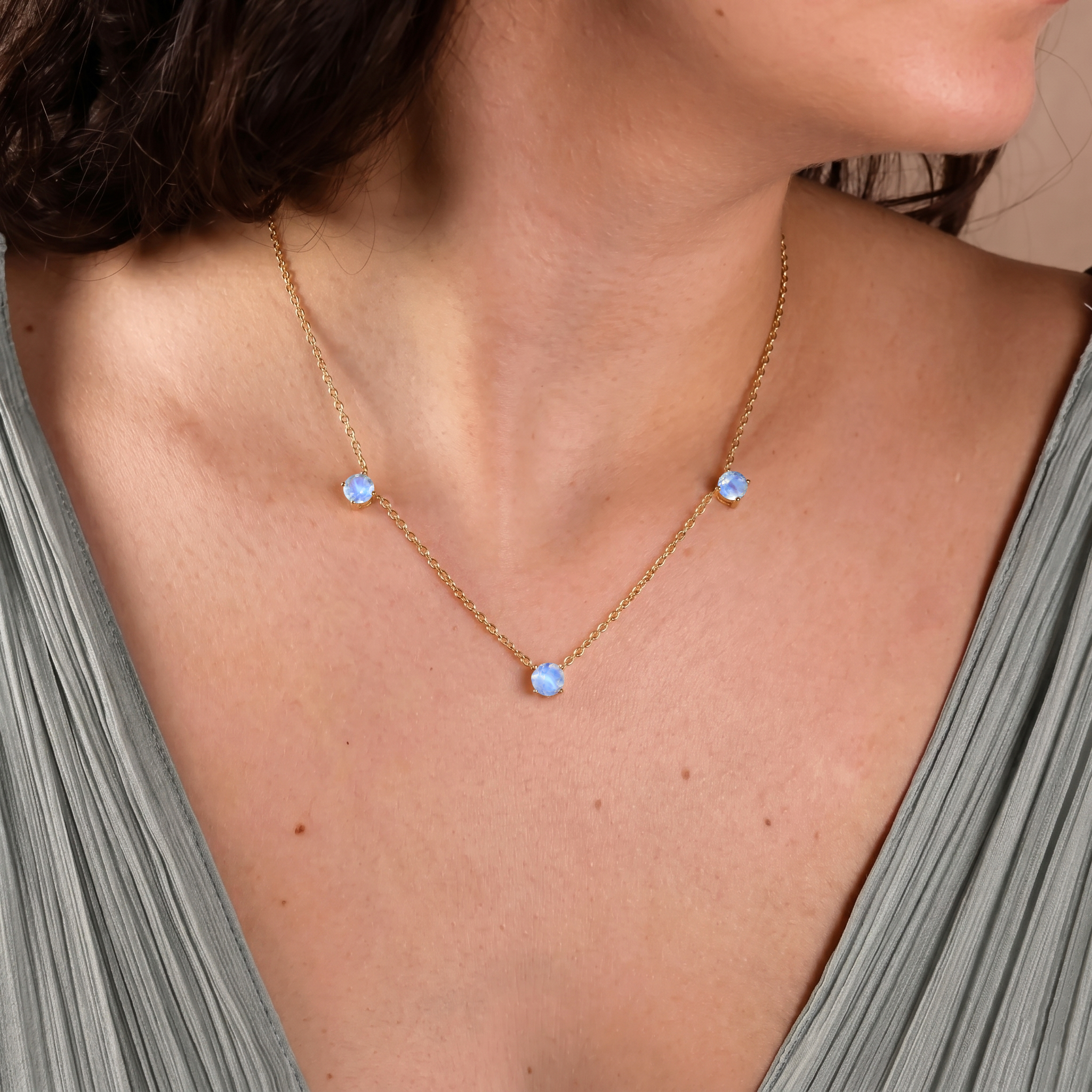 Dainty white gemstone necklace designed for elegant everyday jewelry styling.
