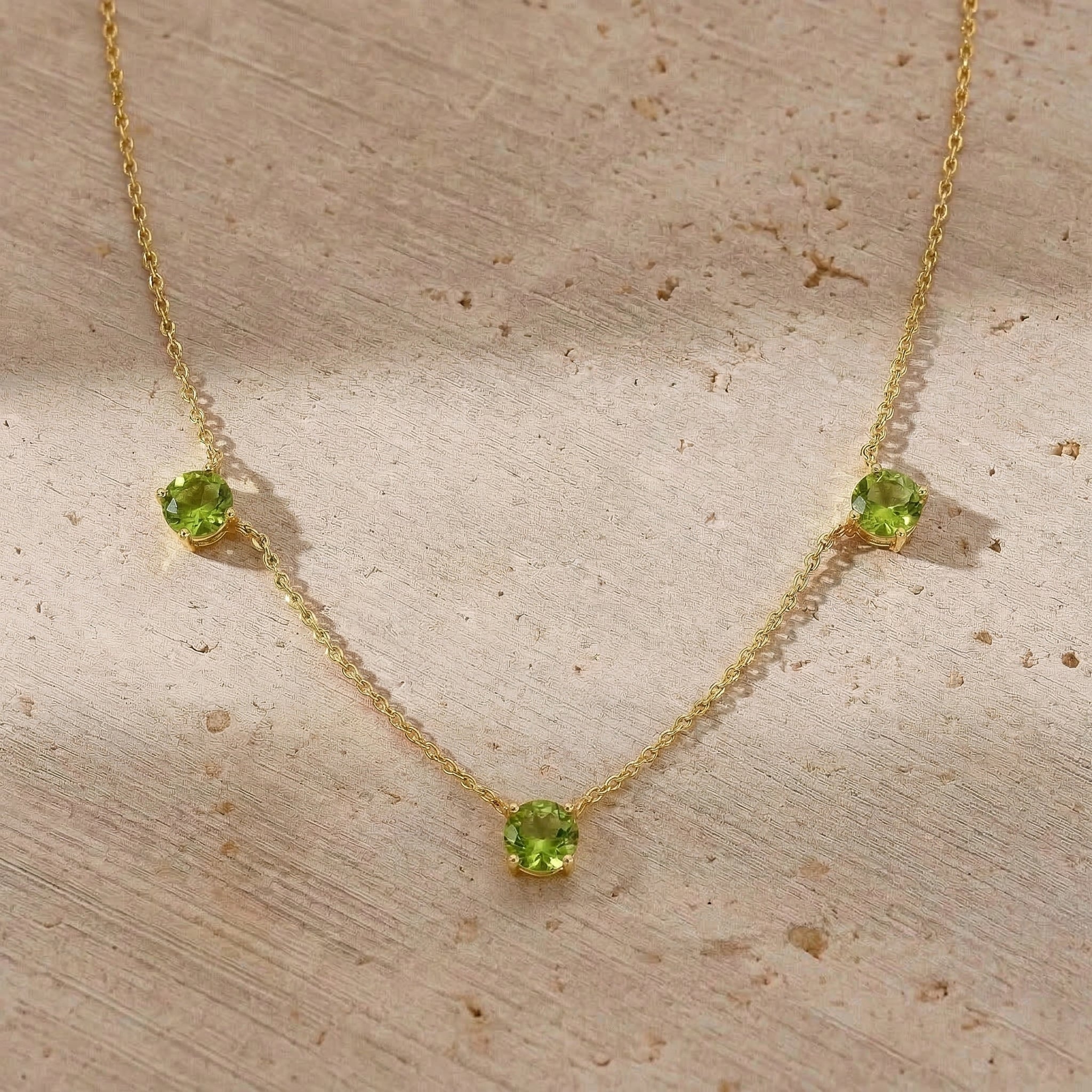 Timeless Peridot Gemstone Necklace for Layering and Everyday Elegance
