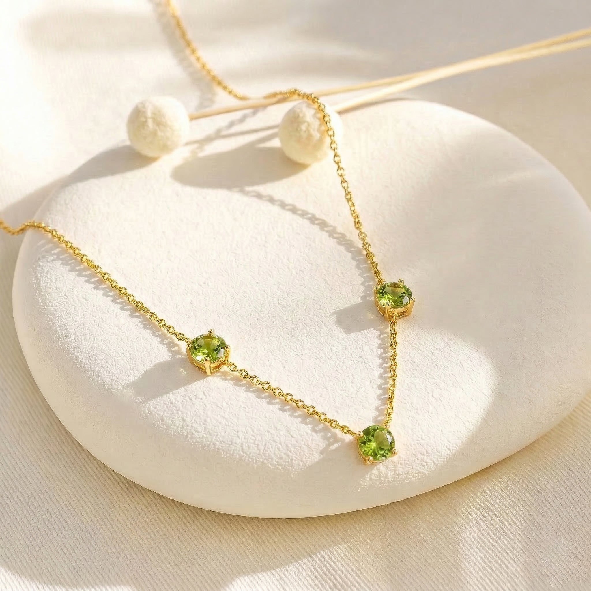 Modern Peridot necklace for women who love elegant gemstone jewelry."