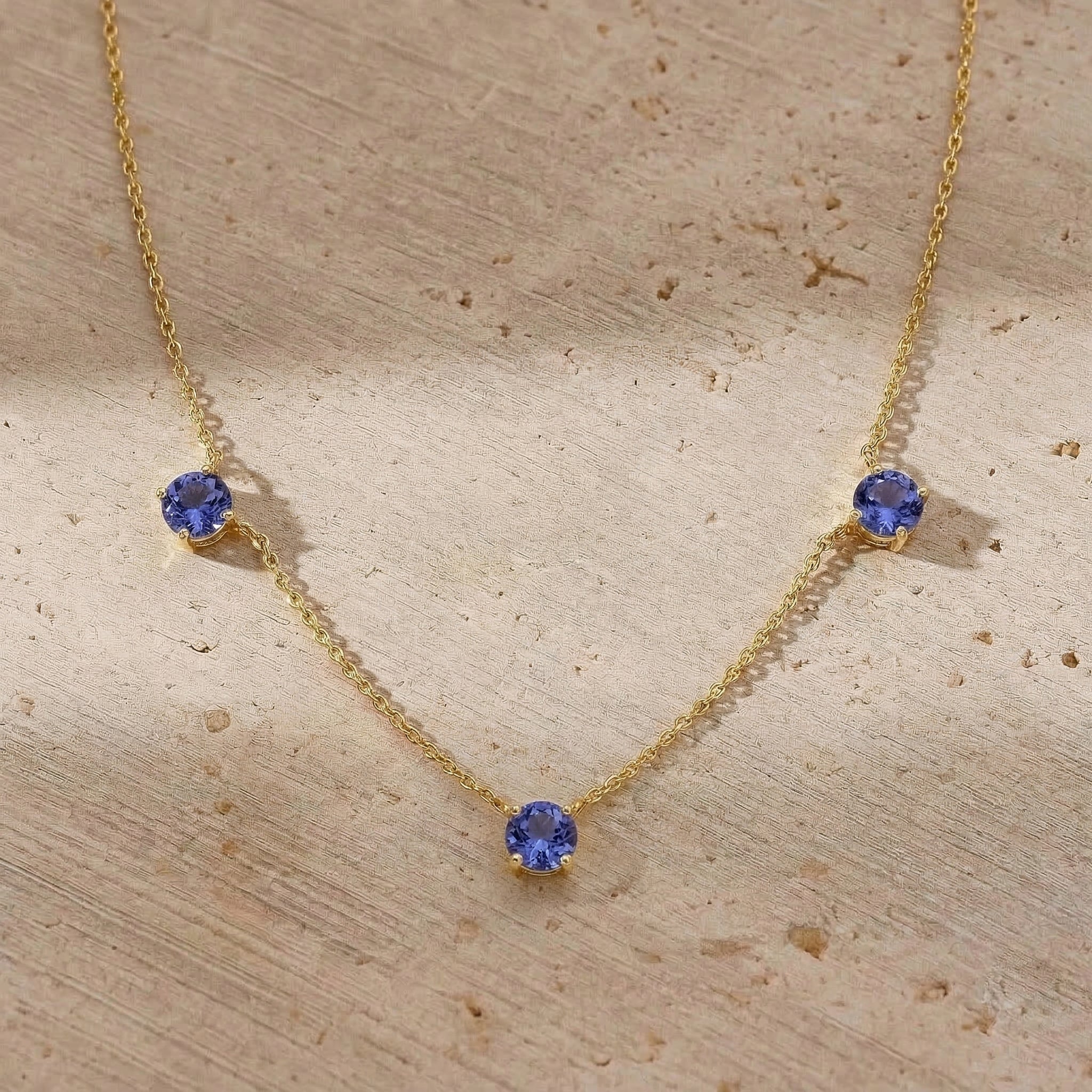 Modern Tanzanite necklace for women who love elegant gemstone jewelry."