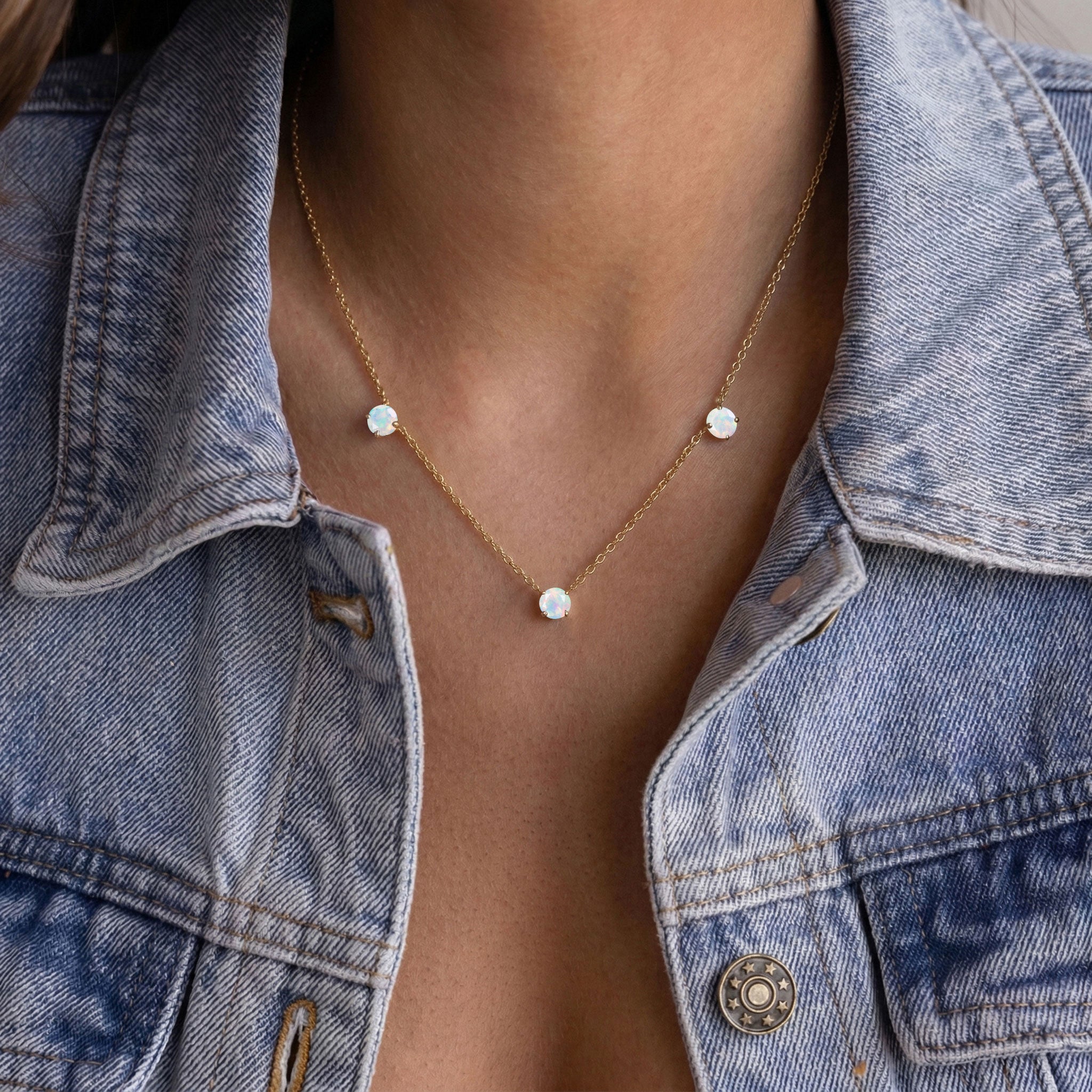 Elegant Opal jewelry gift featuring a timeless White Opal necklace design.

