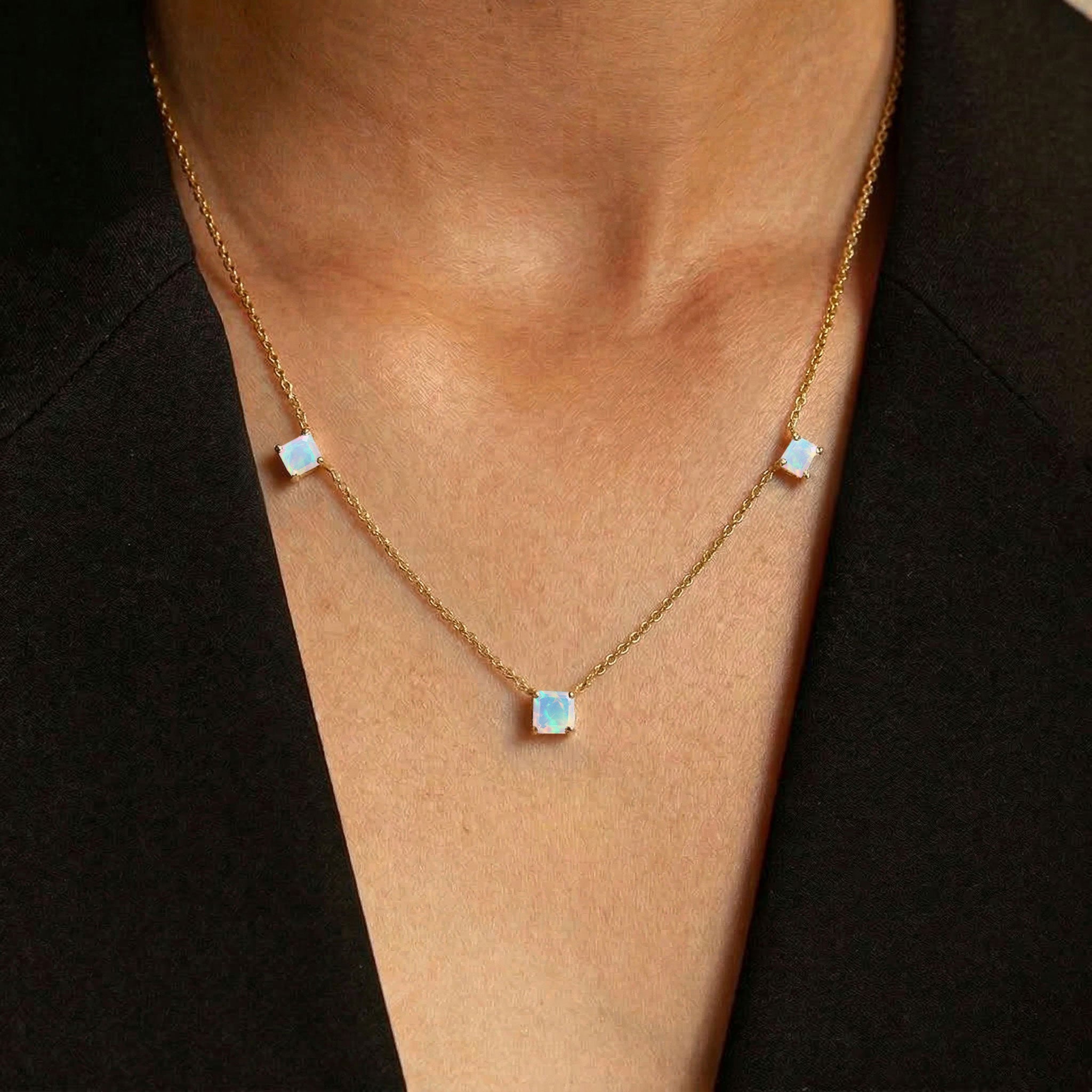 Elegant Opal jewelry gift necklace for birthdays, anniversaries, and special occasions.
