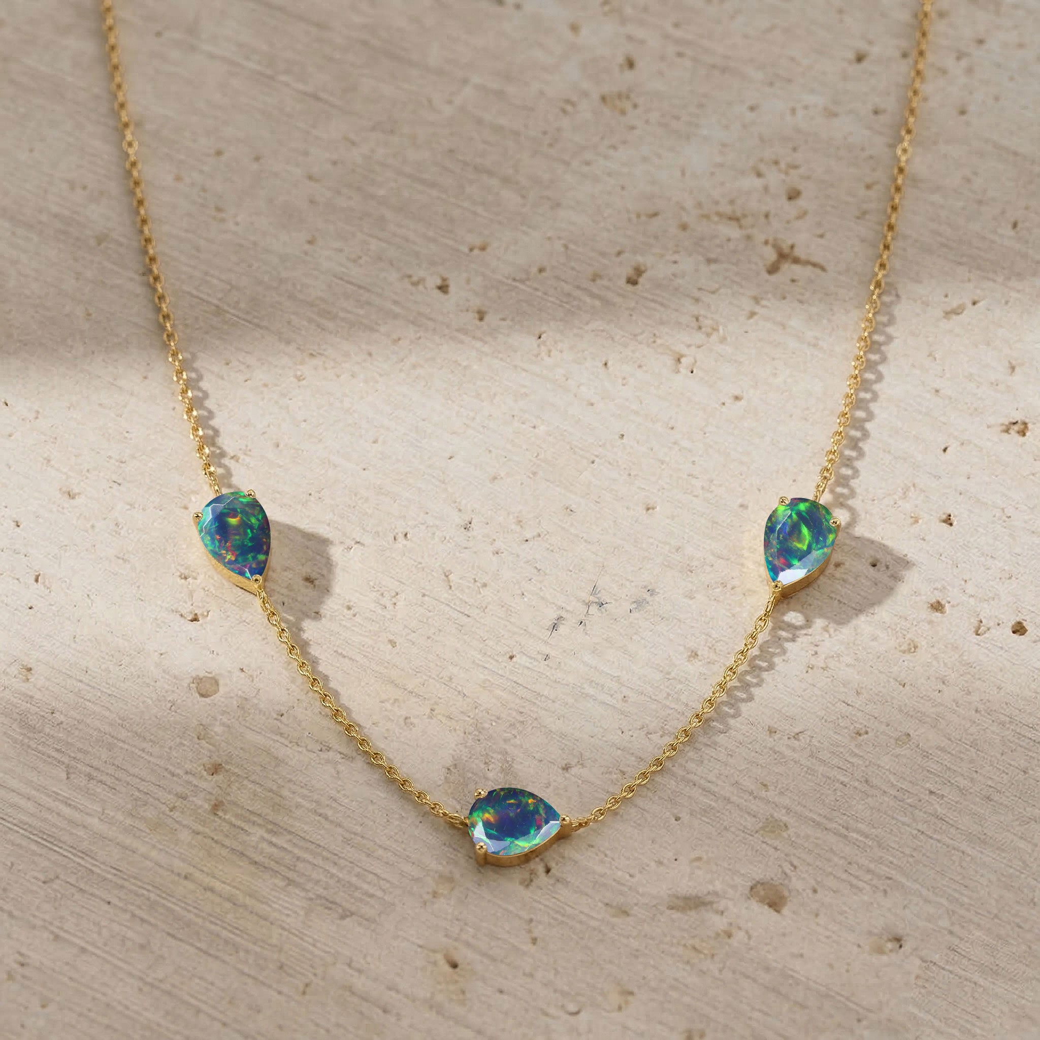 Fine jewelry Black Opal necklace in sterling silver
