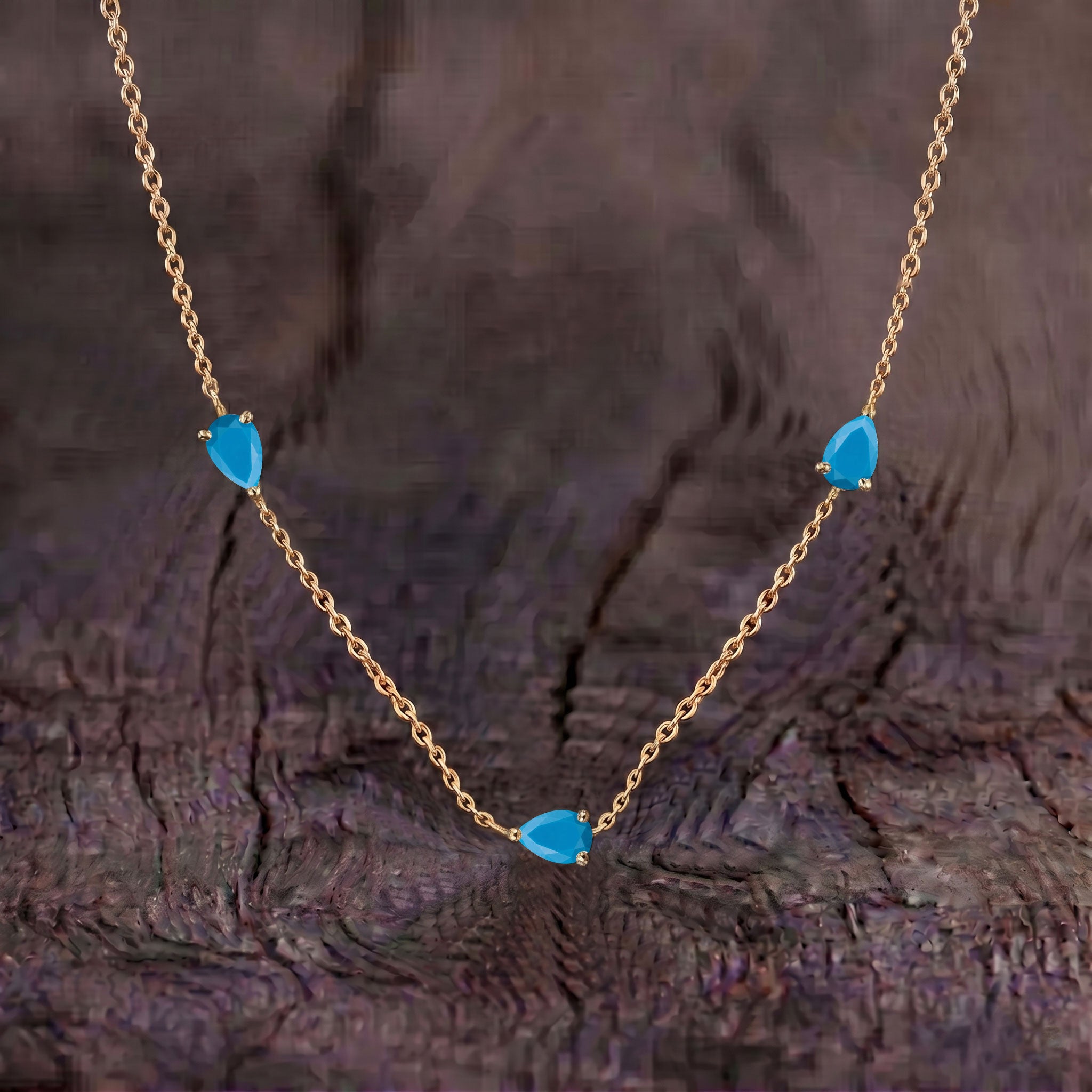 Elegant turquoise pendant necklace designed as a meaningful gemstone gift for birthdays and special occasions
