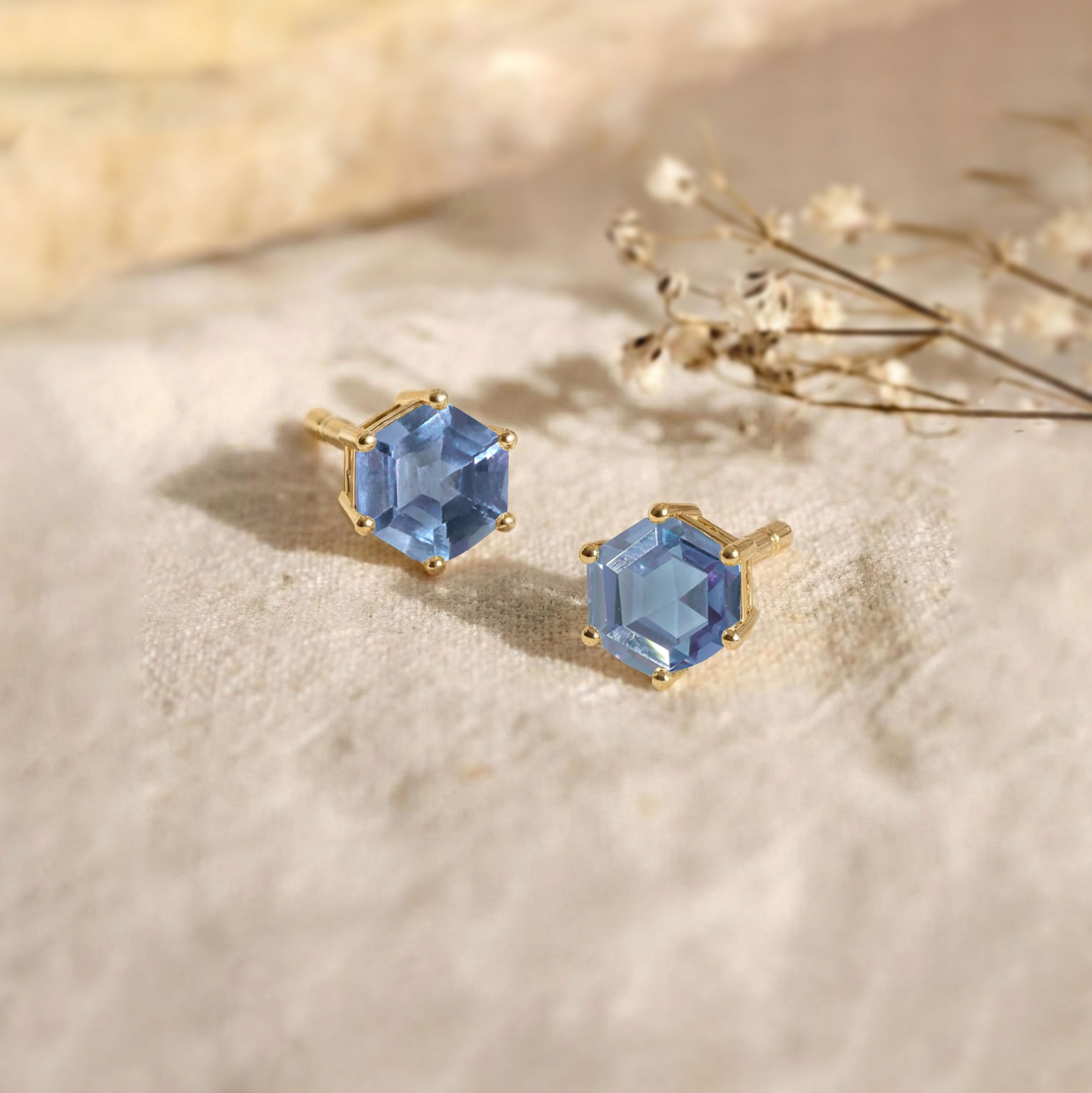 Alexandrite Hexagon Stud Earring in 925 Sterling Silver 6 MM 2ct