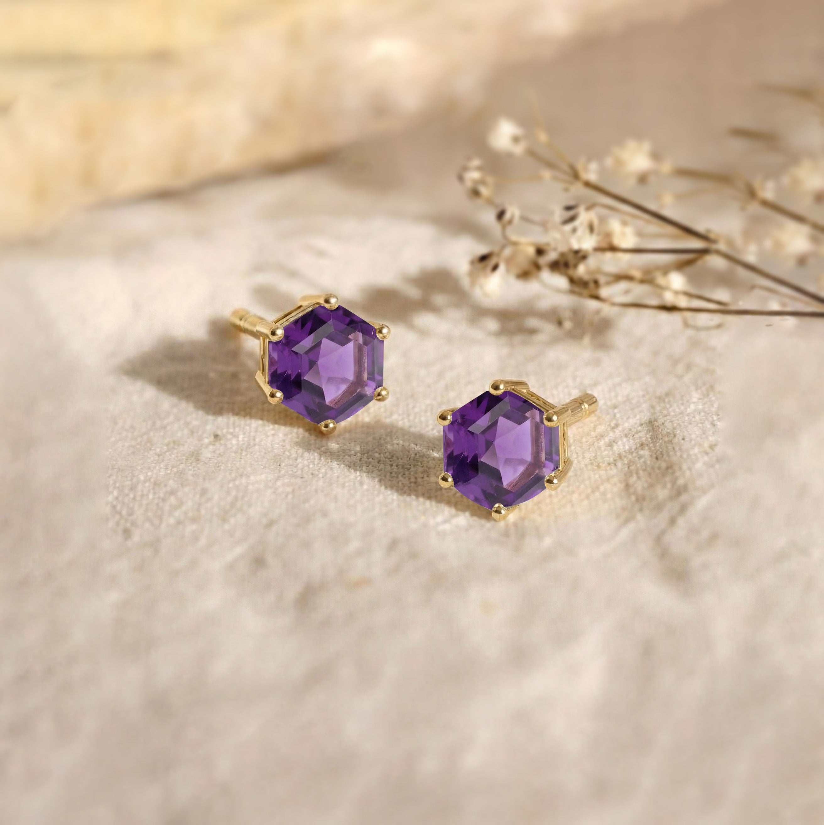 Amethyst Hexagon Stud Earring in 925 Sterling Silver 6 MM 2ct