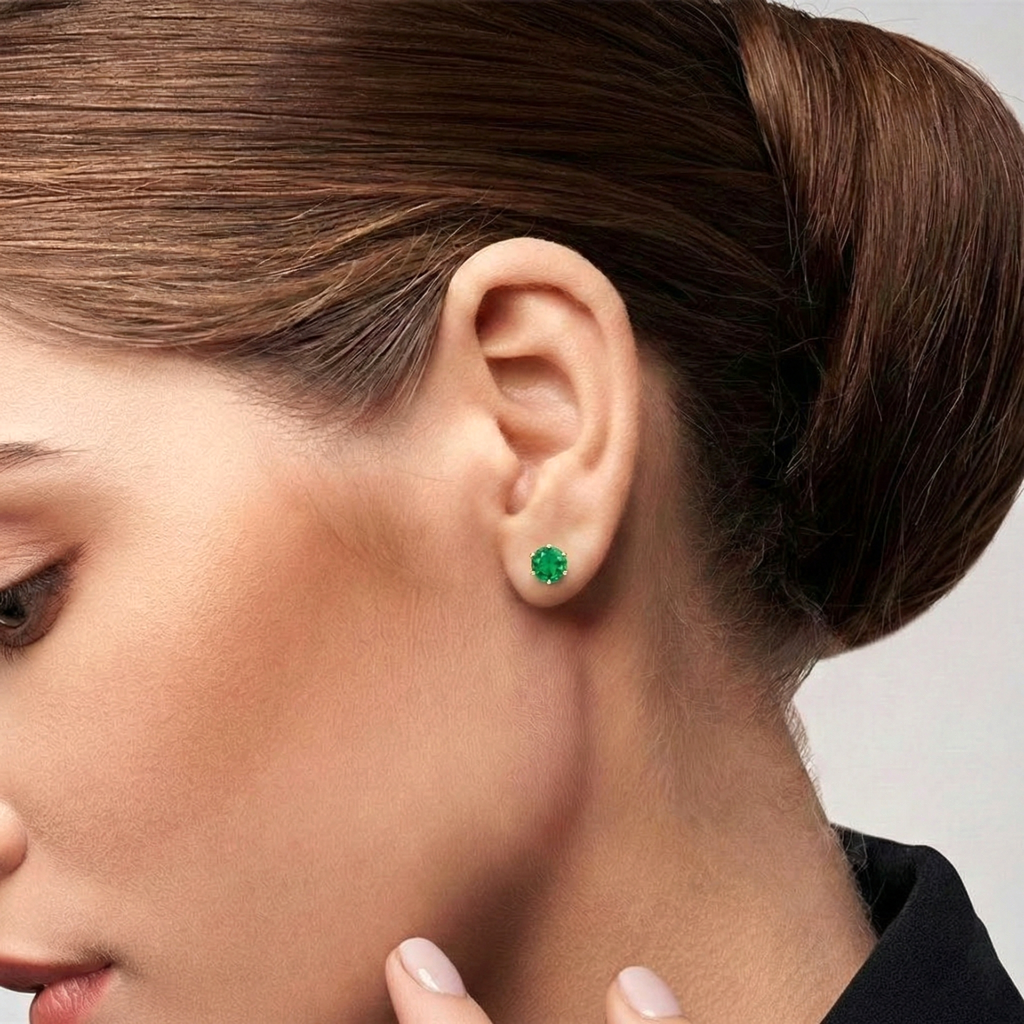 Emerald Hexagon Stud Earring in 925 Sterling Silver 6 MM 2ct