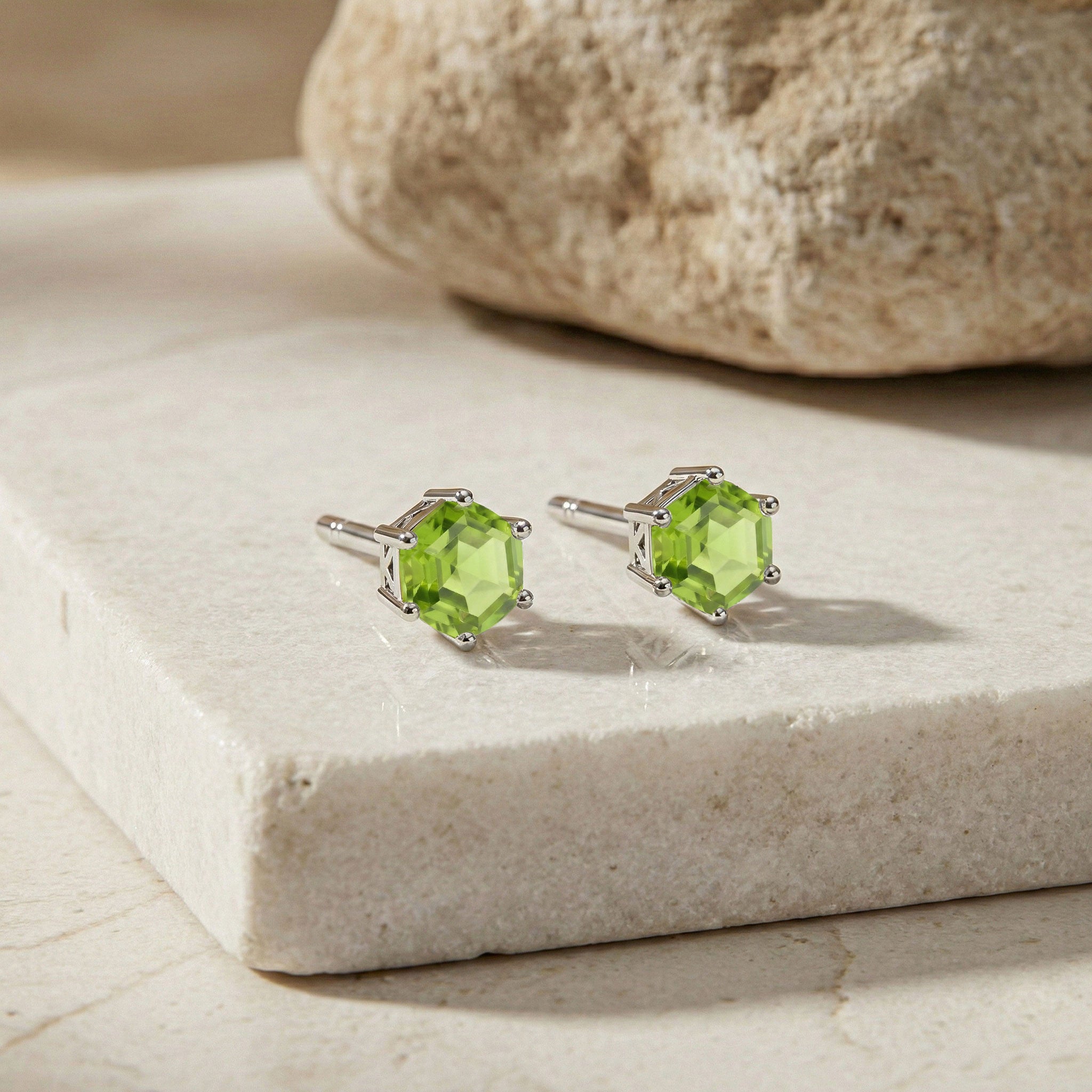 Peridot Hexagon Stud Earring in 925 Sterling Silver 6 MM 2ct