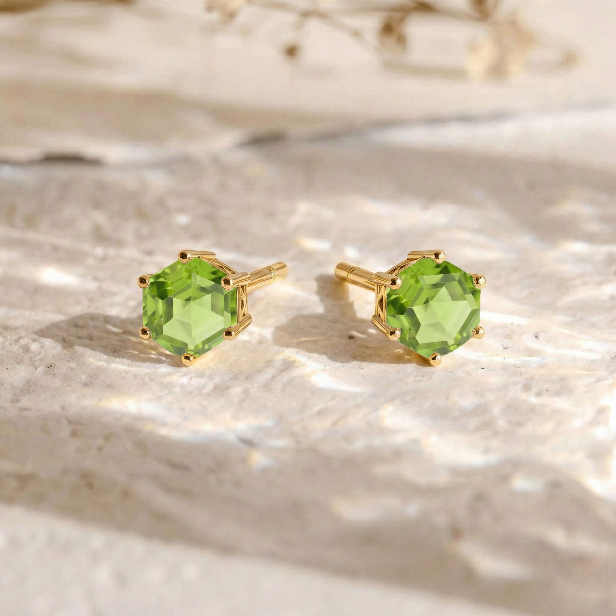 Peridot Hexagon Stud Earring in 925 Sterling Silver 6 MM 2ct