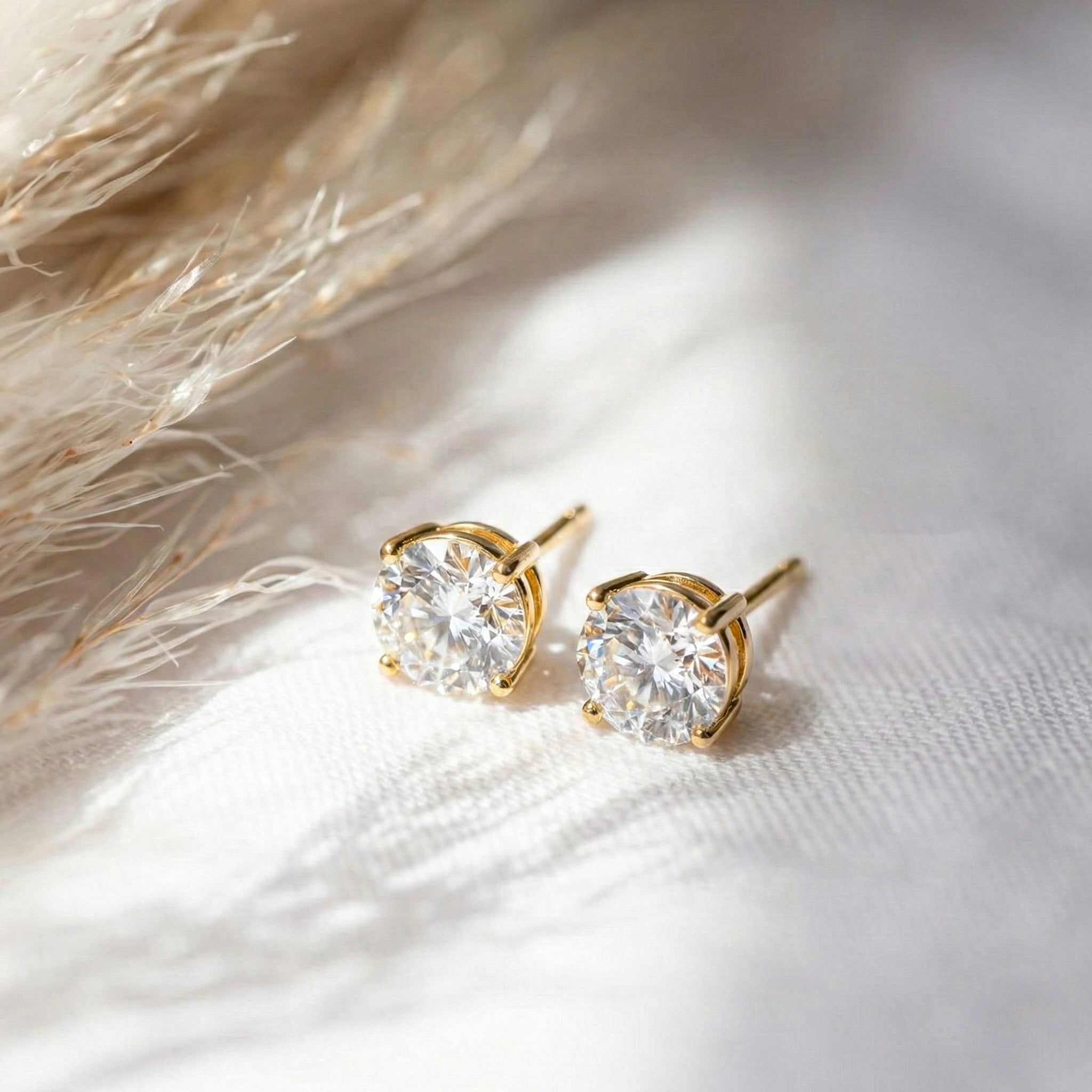 Simulated Diamond CZ Round Stud Earrings in 925 Sterling Silver 5.15ct