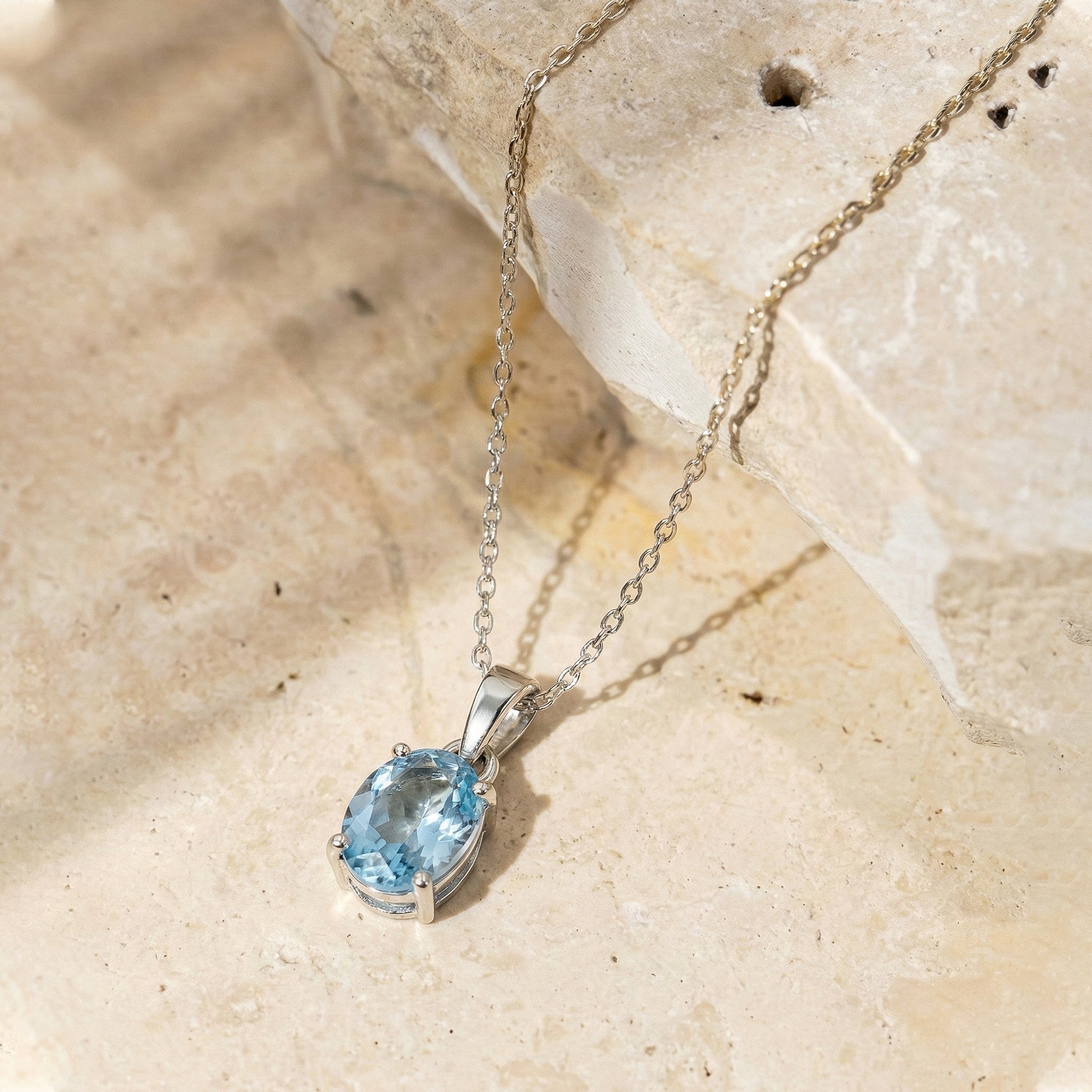 Aquamarine Solitaire Pendant Necklace in 925 Sterling Silver 9x7 MM 1.4ct
