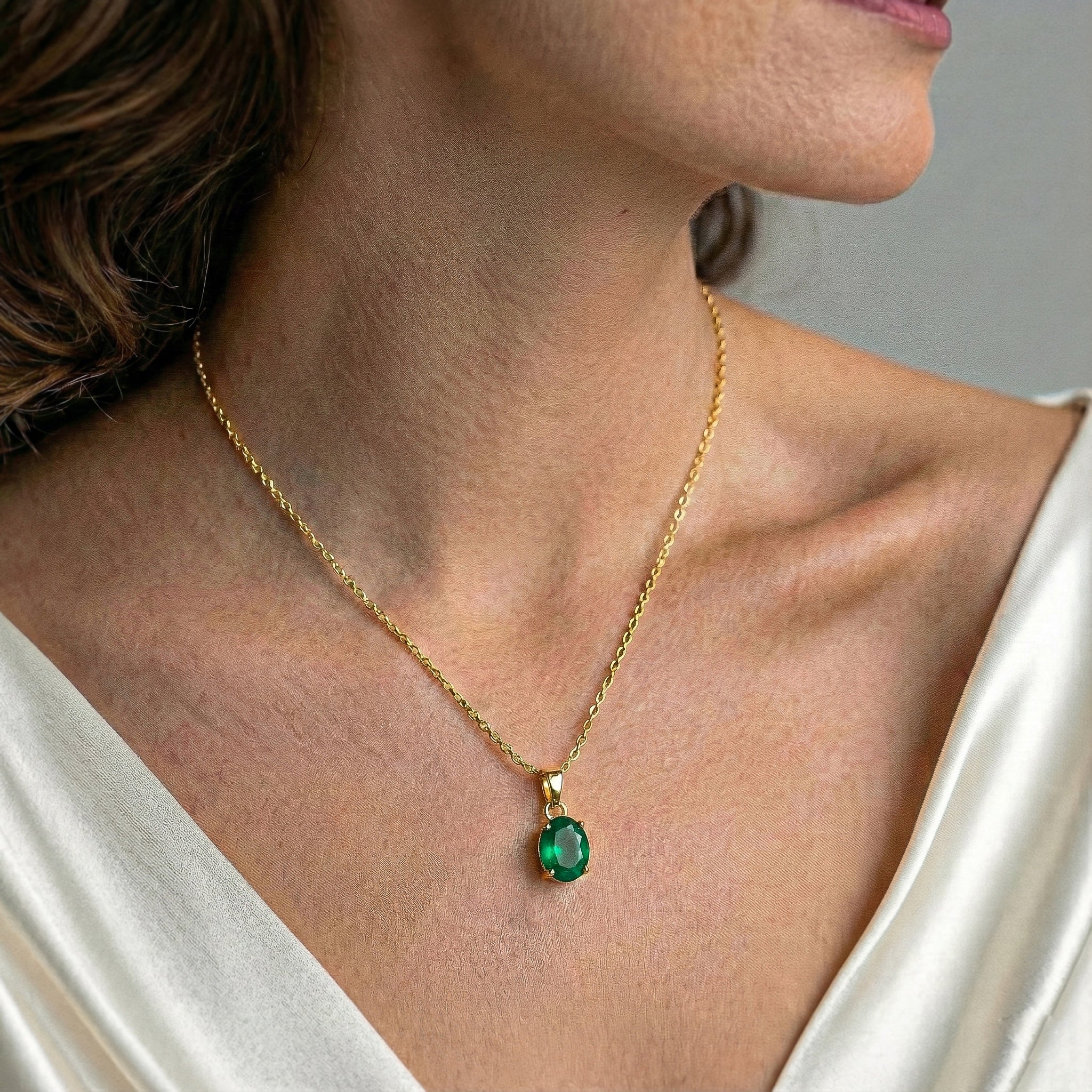 Emerald Solitaire Pendant Necklace in Yellow Gold Plated 9x7 MM 1.4ct